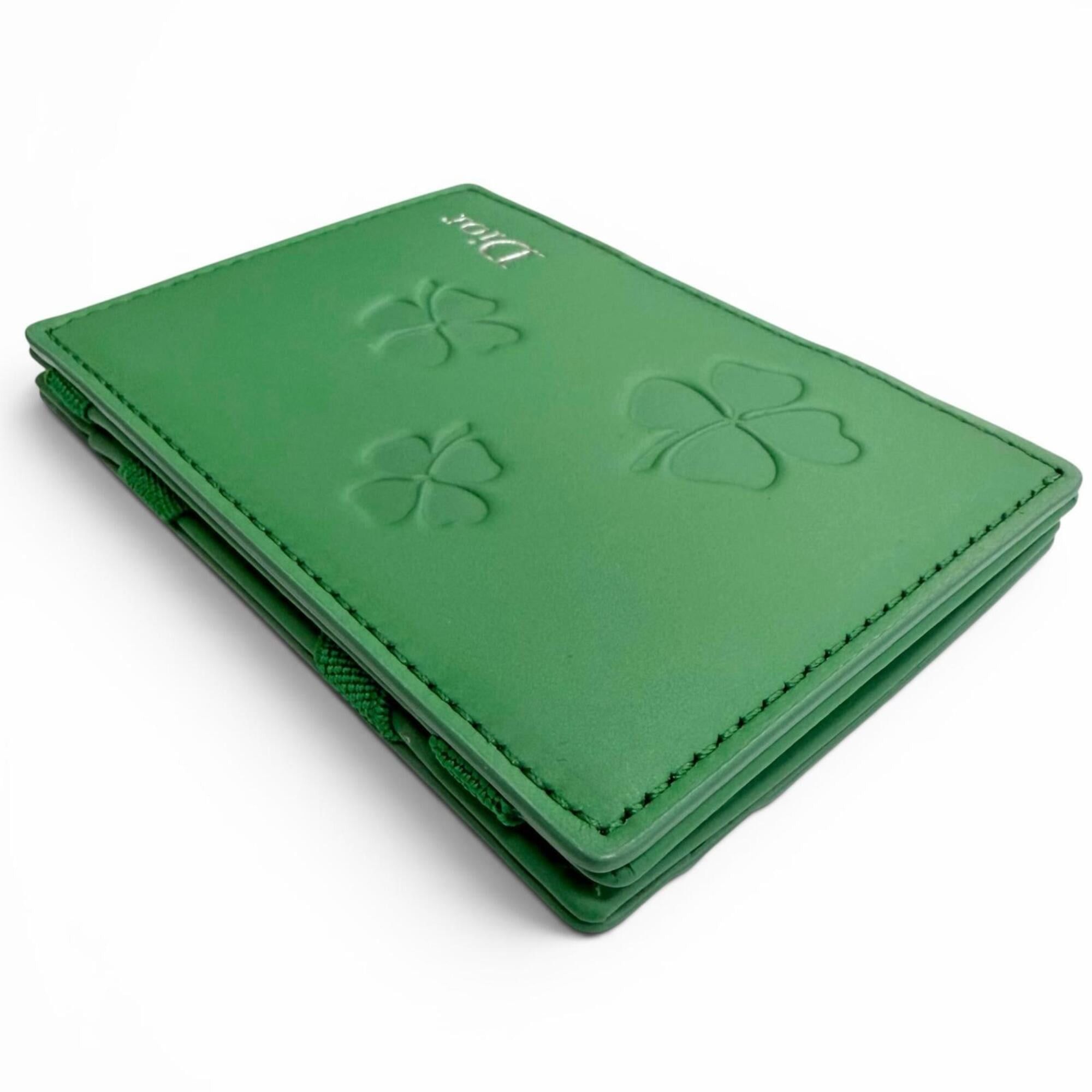 Dior Christian Dior DIOR 2ESCH197TRF Magic Wallet, Calfskin Leather, Clover Embossed Bi-fold, Business Card Holder/Card Case, Green, Made in Italy, Comes with Box and Dust Bag. Highly Recommended! Size ONE SIZE - 4 Thumbnail