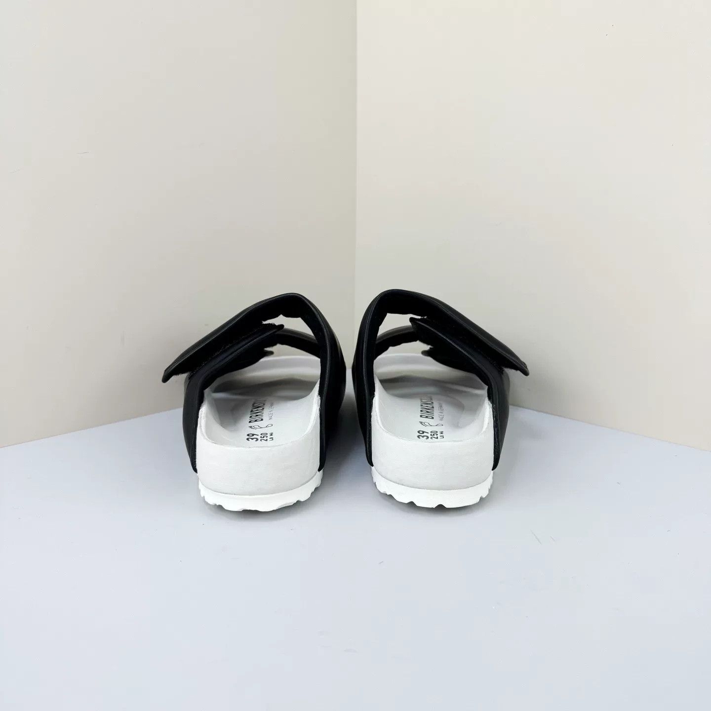 Birkenstock Birkenstock x Ding Yun Zhang Leather Sandals US 6 EU 39 Size US 6 / EU 39 - 4 Thumbnail