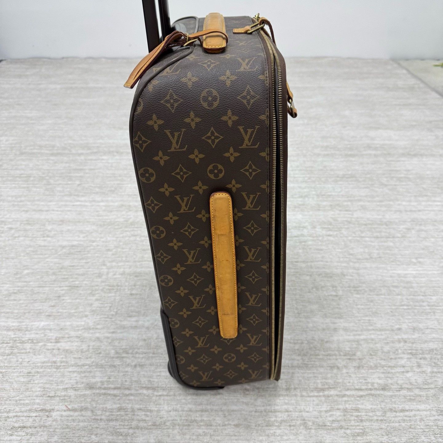 Louis Vuitton Louis Vuitton Monogram Rolling Suitcase Size ONE SIZE - 4 Thumbnail