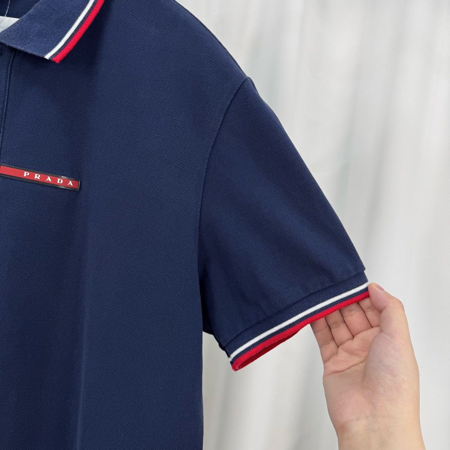 Prada Prada Logo Badge Polo Shirt Size XL Size US XL / EU 56 / 4 - 5 Thumbnail