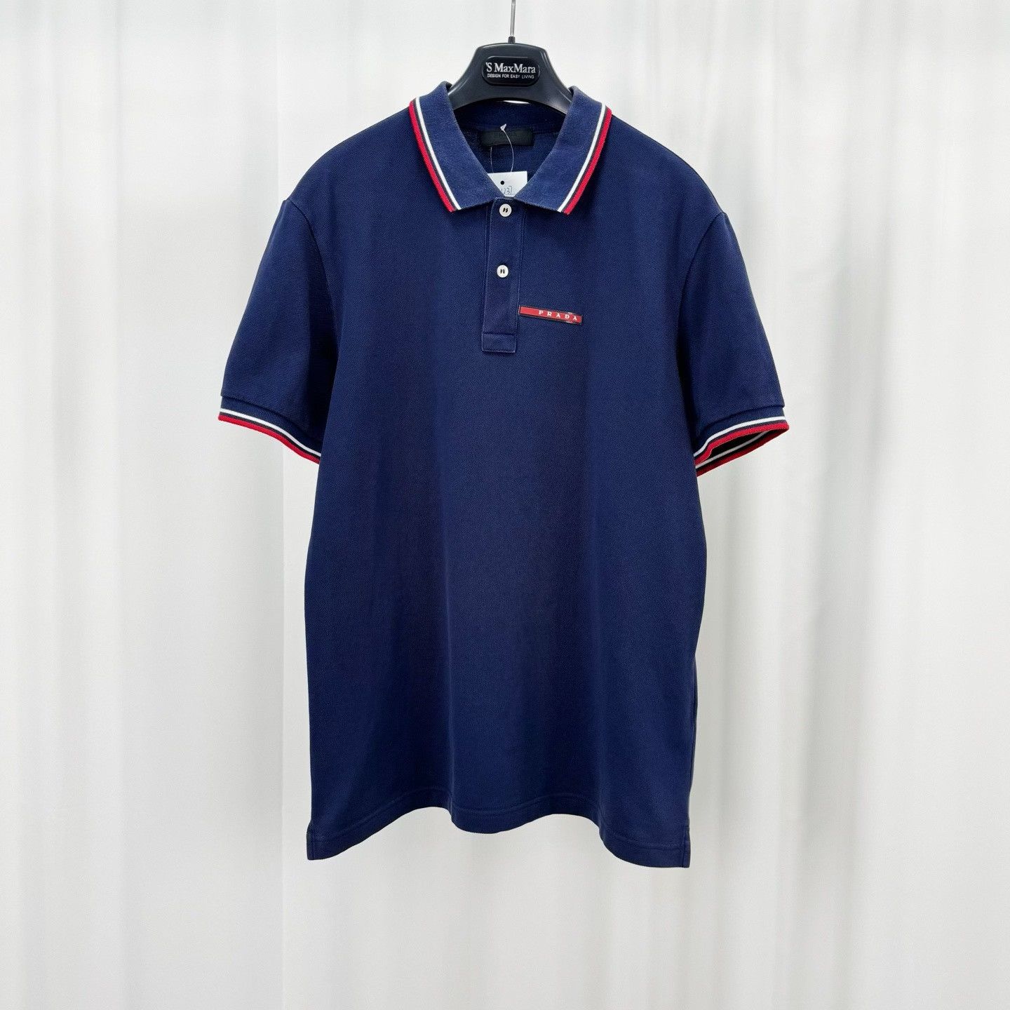 Prada Prada Logo Badge Polo Shirt Size XL Size US XL / EU 56 / 4 - 2 Thumbnail