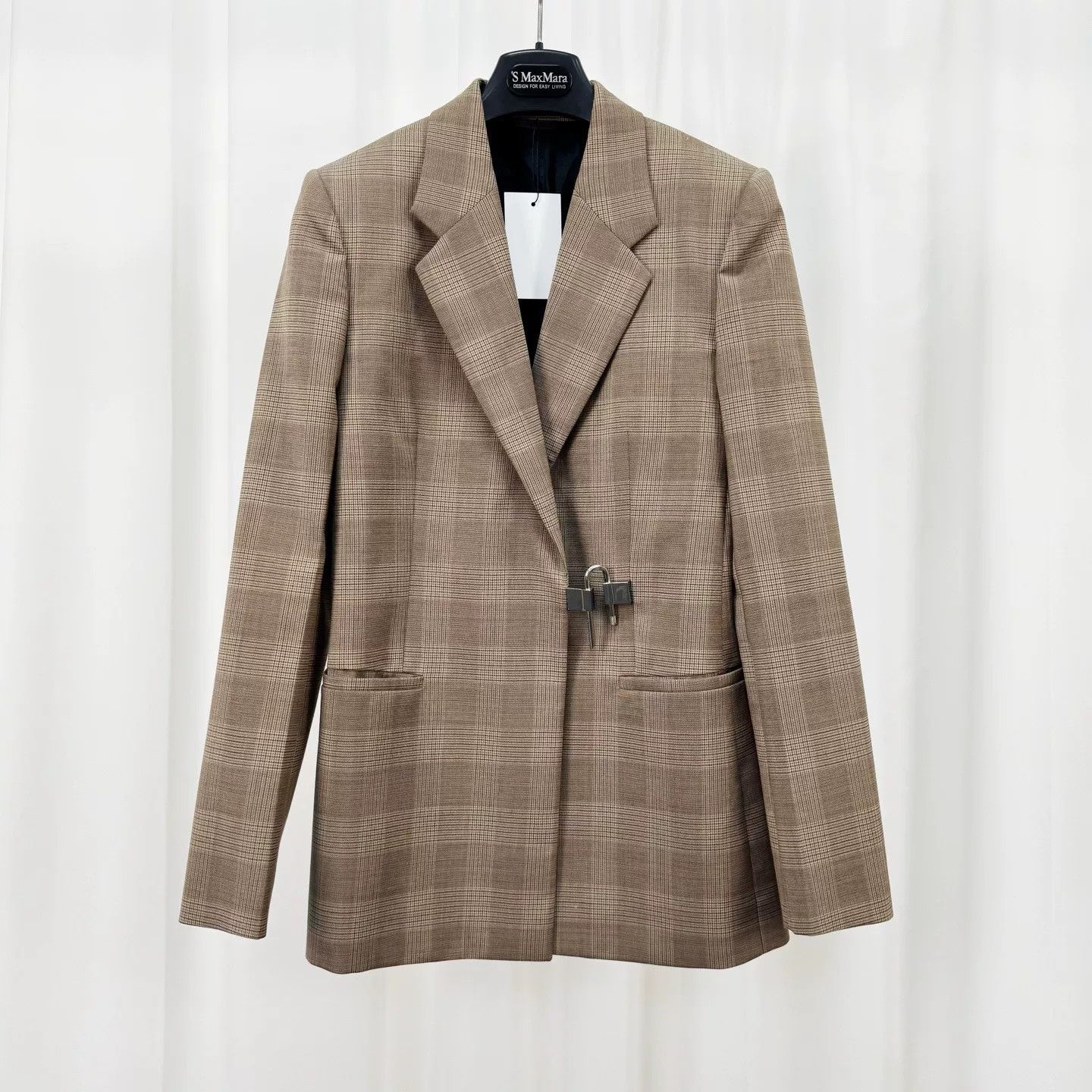 Givenchy Givenchy Plaid Padlock Blazer Size 36 Size XS / US 0-2 / IT 36-38 - 2 Thumbnail