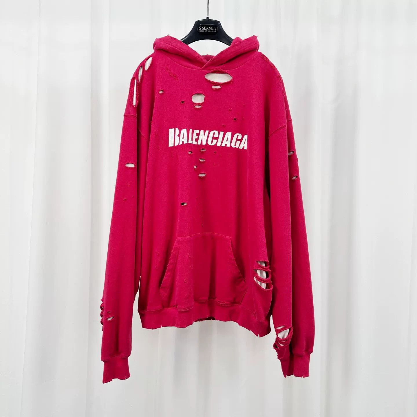 Balenciaga Balenciaga Distressed Logo Hoodie Red Size XS Size US XS / EU 42 / 0 - 2 Thumbnail
