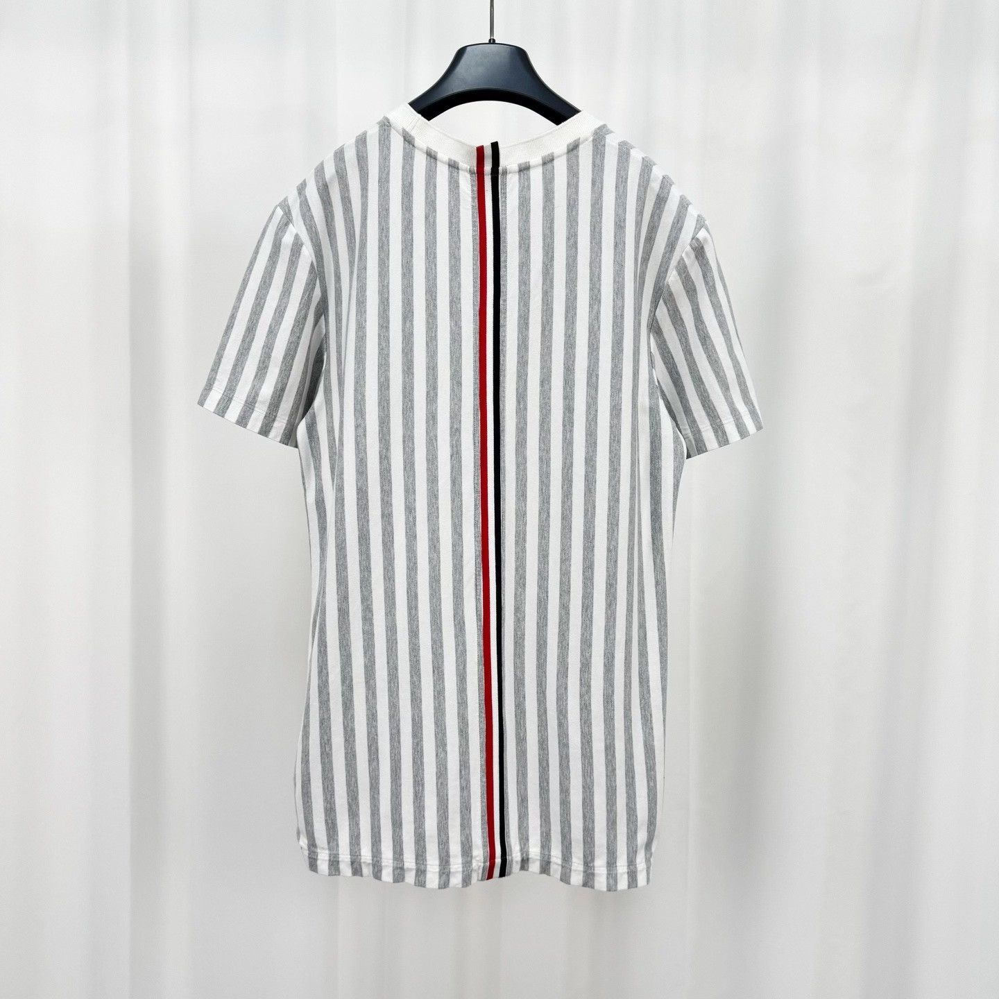 Thom Browne Thom Browne Grey White Striped T-Shirt Size 1 Size US S / EU 44-46 / 1 - 3 Thumbnail