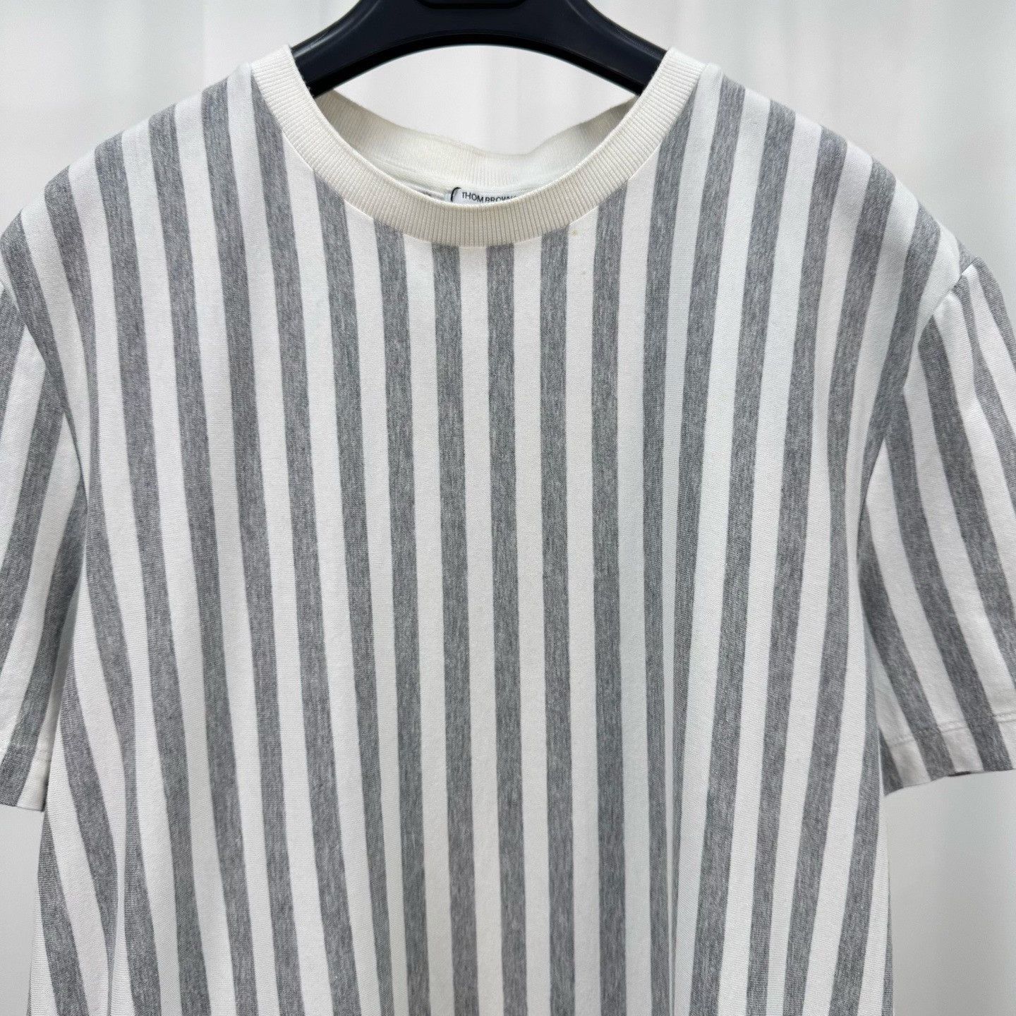 Thom Browne Thom Browne Grey White Striped T-Shirt Size 1 Size US S / EU 44-46 / 1 - 4 Thumbnail