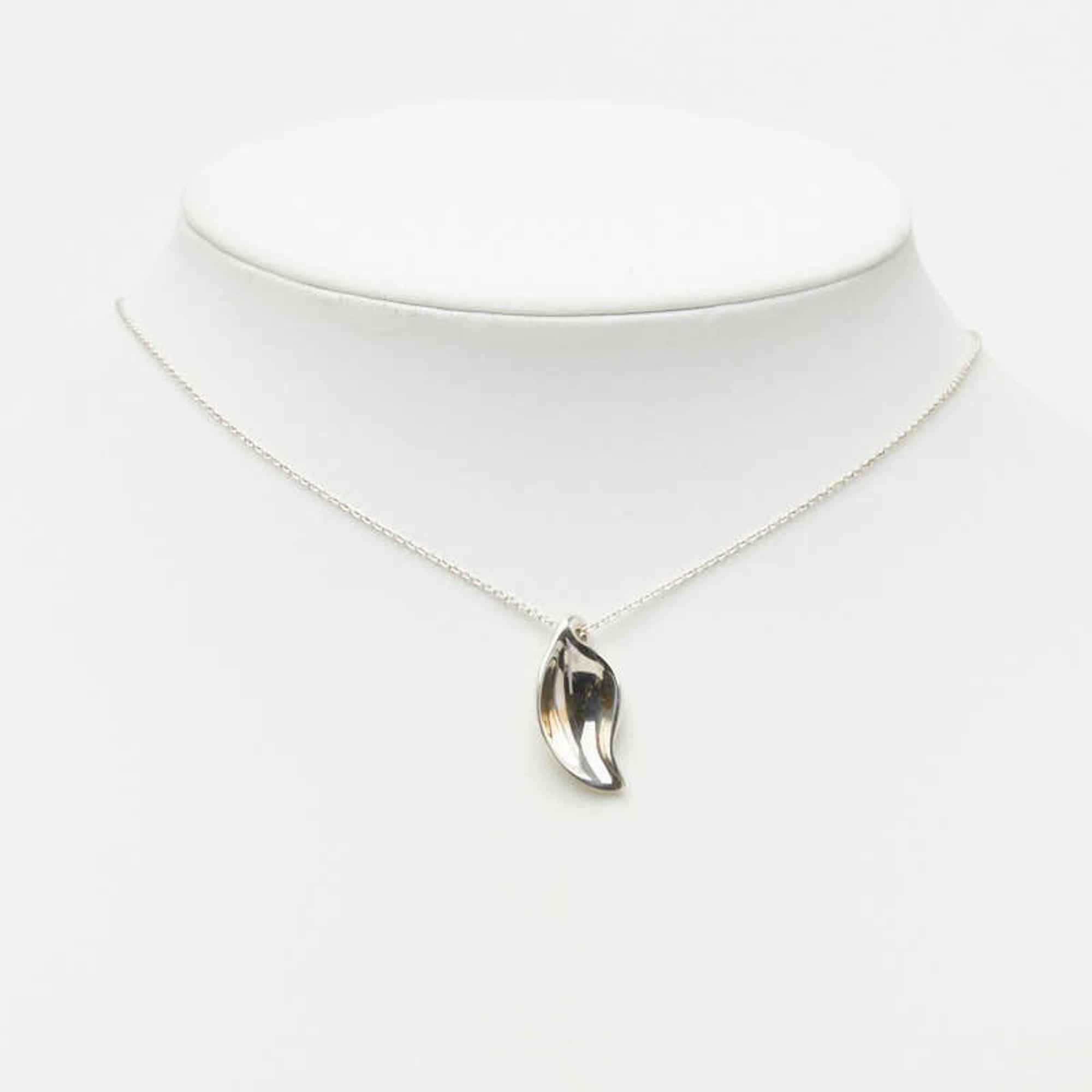 Tiffany & Co. Tiffany & Co. Leaf Motif Necklace, SV925 Silver, Women's. Size ONE SIZE - 7 Thumbnail