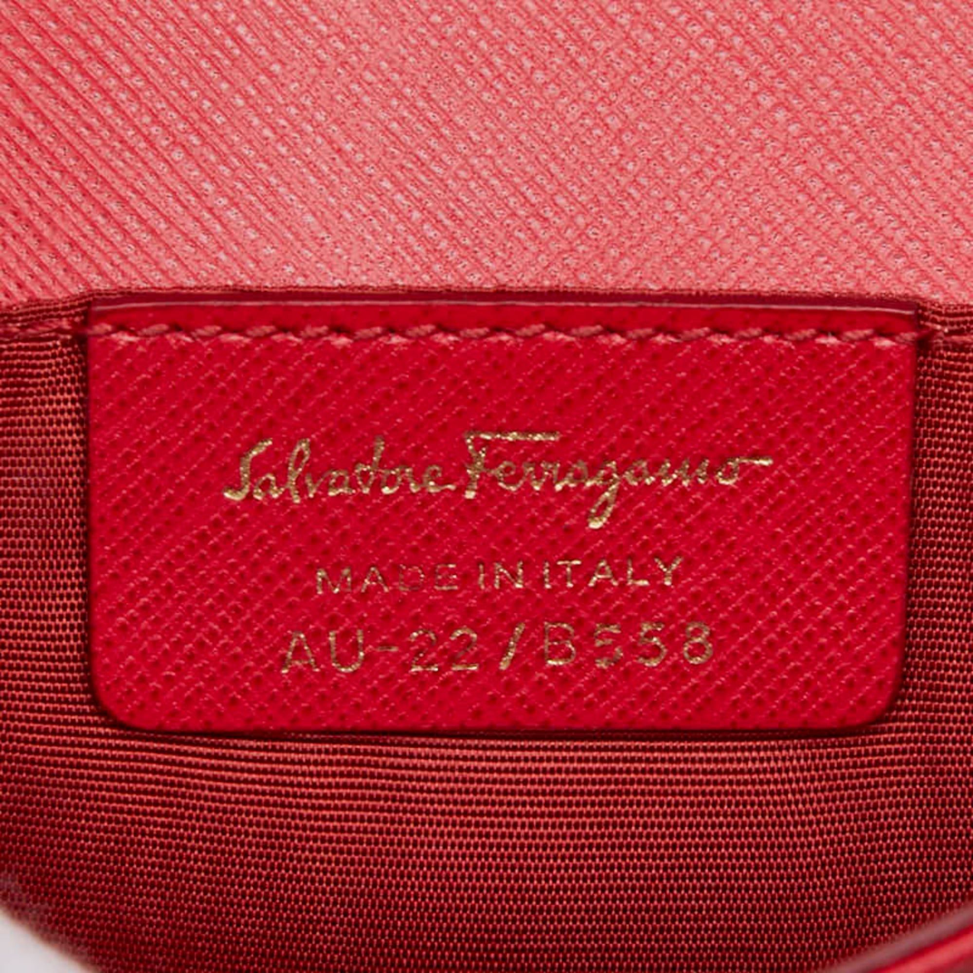 Salvatore Ferragamo Salvatore Ferragamo Vara Ribbon Chain Shoulder Bag AU21 B558 Red Leather Women's Size ONE SIZE - 10 Thumbnail