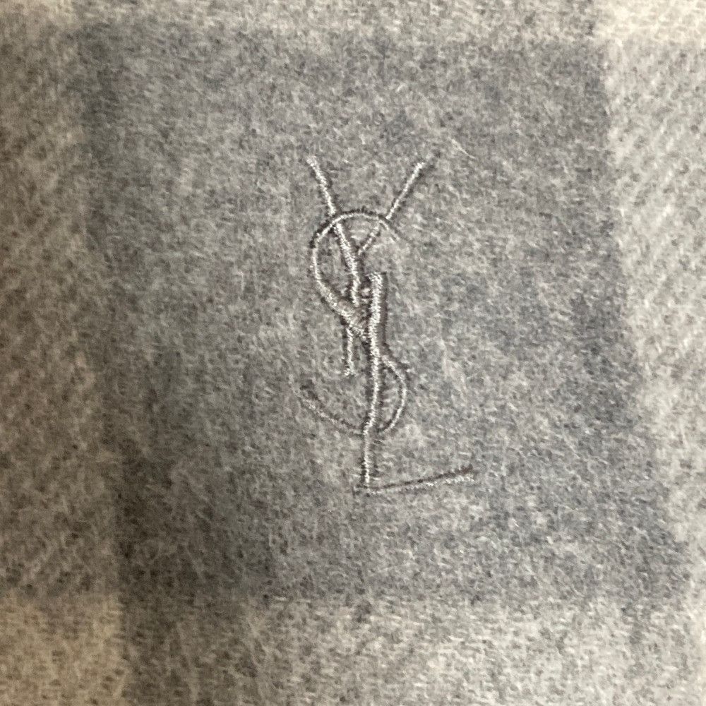 Yves Saint Laurent Yves Saint Laurent Yves Saint Laurent Large Check Fringe Scarf Textile Scarf DUTY FREE for USA Size ONE SIZE - 5 Thumbnail