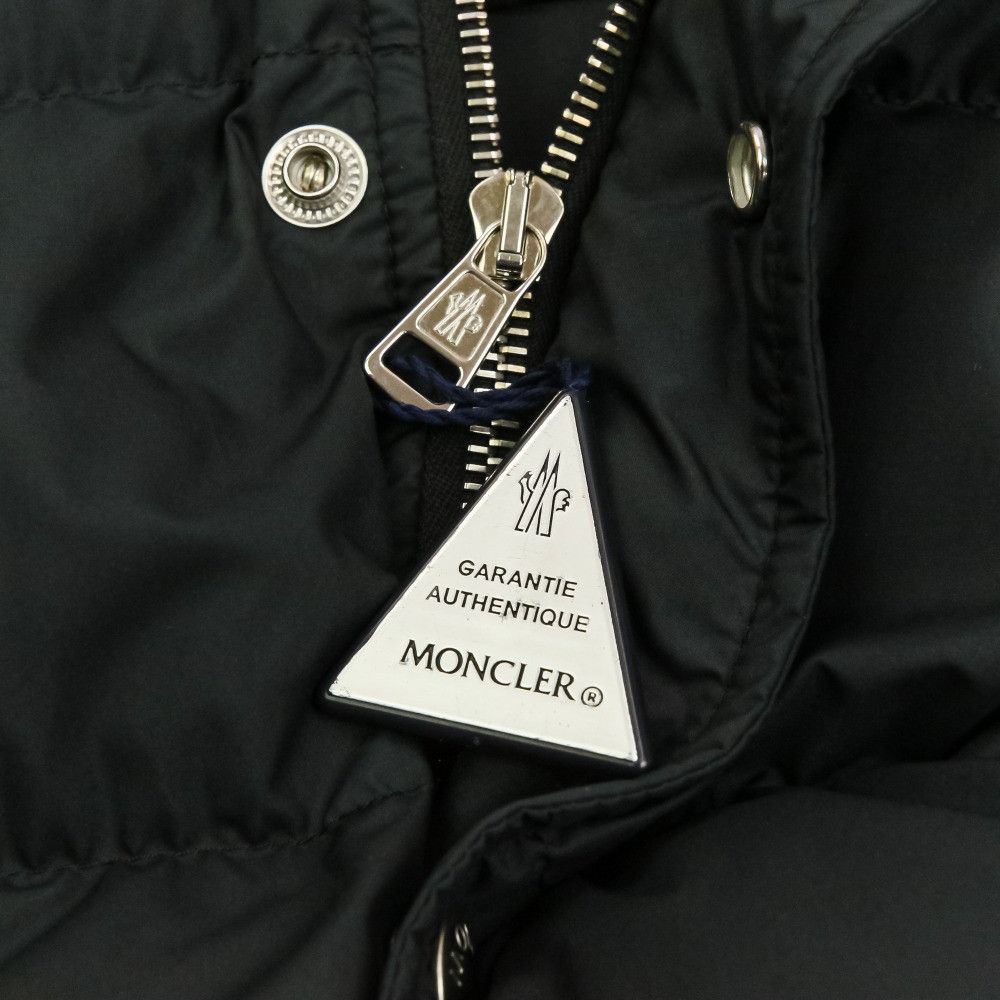 Moncler Moncler Moncler Ventoux Leather Sleeve Down Bomber Jacket Leather Outerwear DUTY FREE for USA Size ONE SIZE - 9 Thumbnail