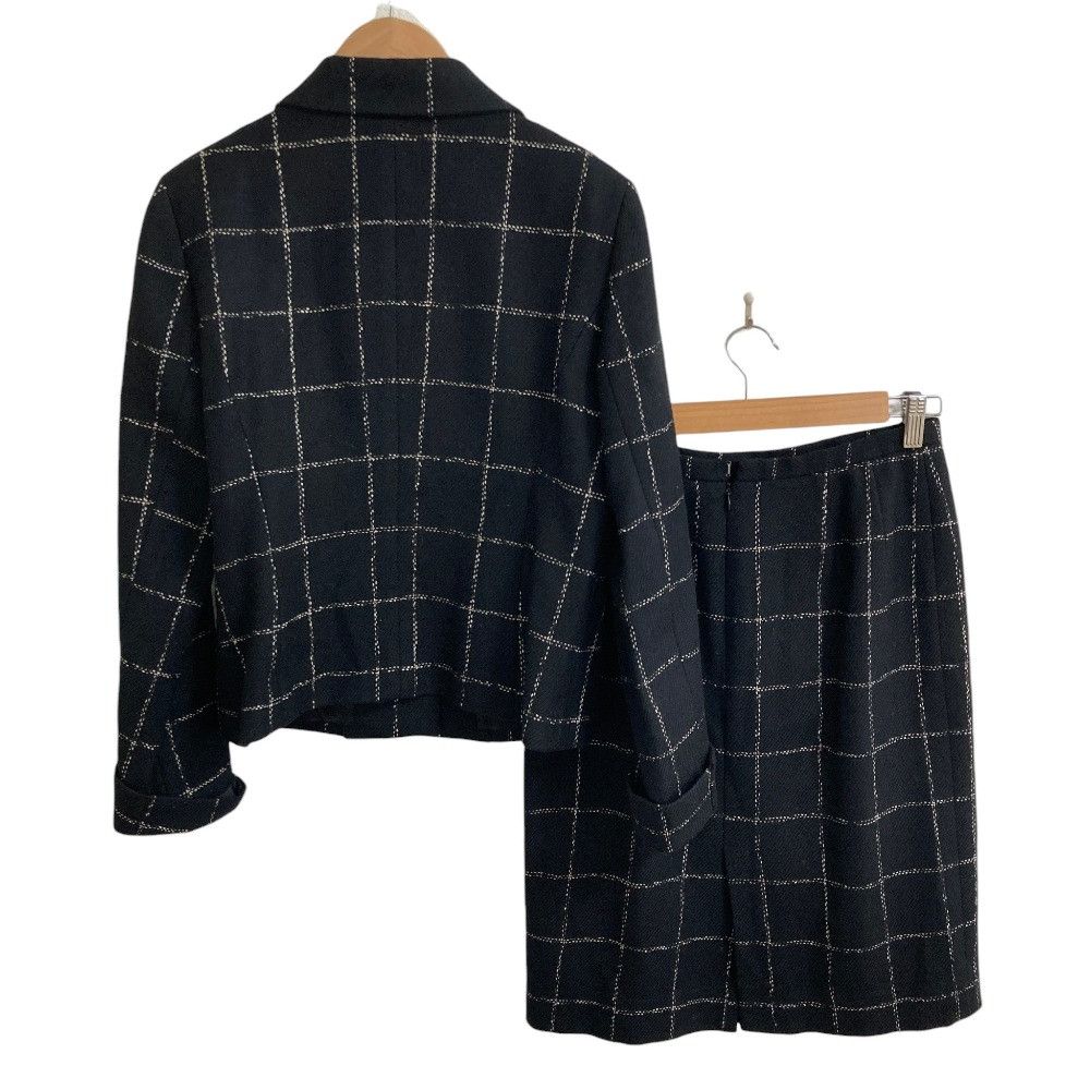 Burberry Burberry Burberry London Silk Blend Wool Setup Textile Suits DUTY FREE for USA Size ONE SIZE - 2 Thumbnail