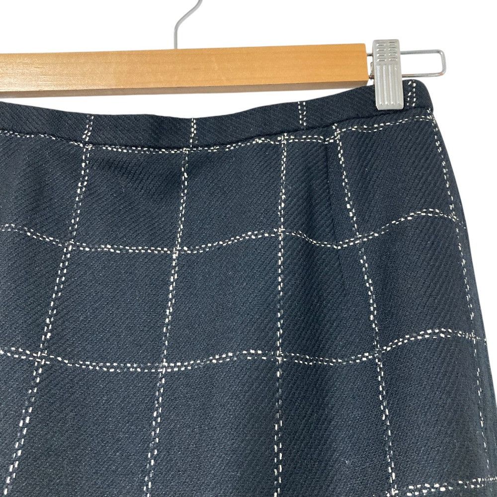 Burberry Burberry Burberry London Silk Blend Wool Setup Textile Suits DUTY FREE for USA Size ONE SIZE - 16 Thumbnail