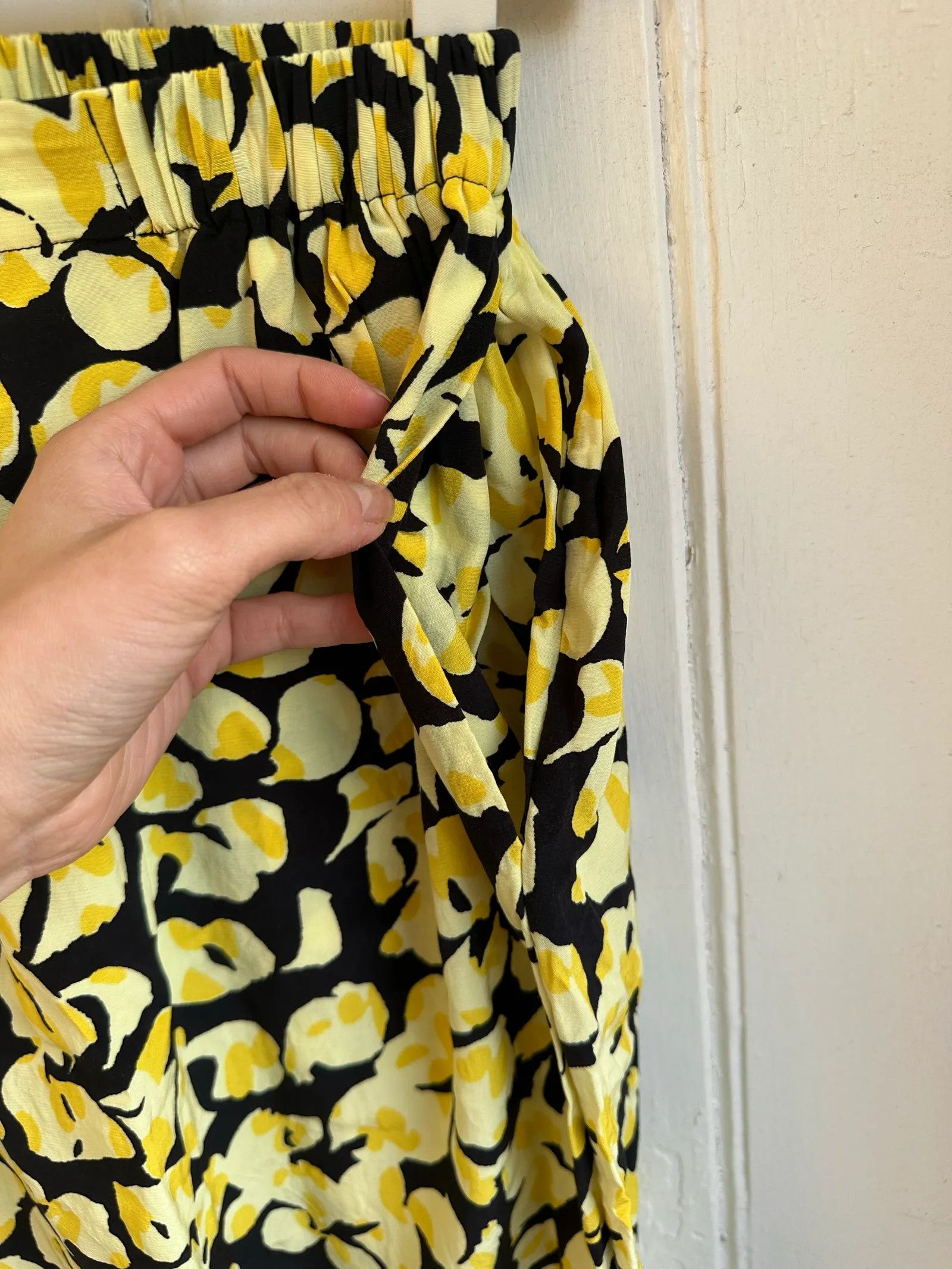& Other Stories & Other Stories Skirt Size 24" / US 00 / IT 34 - 2 Thumbnail