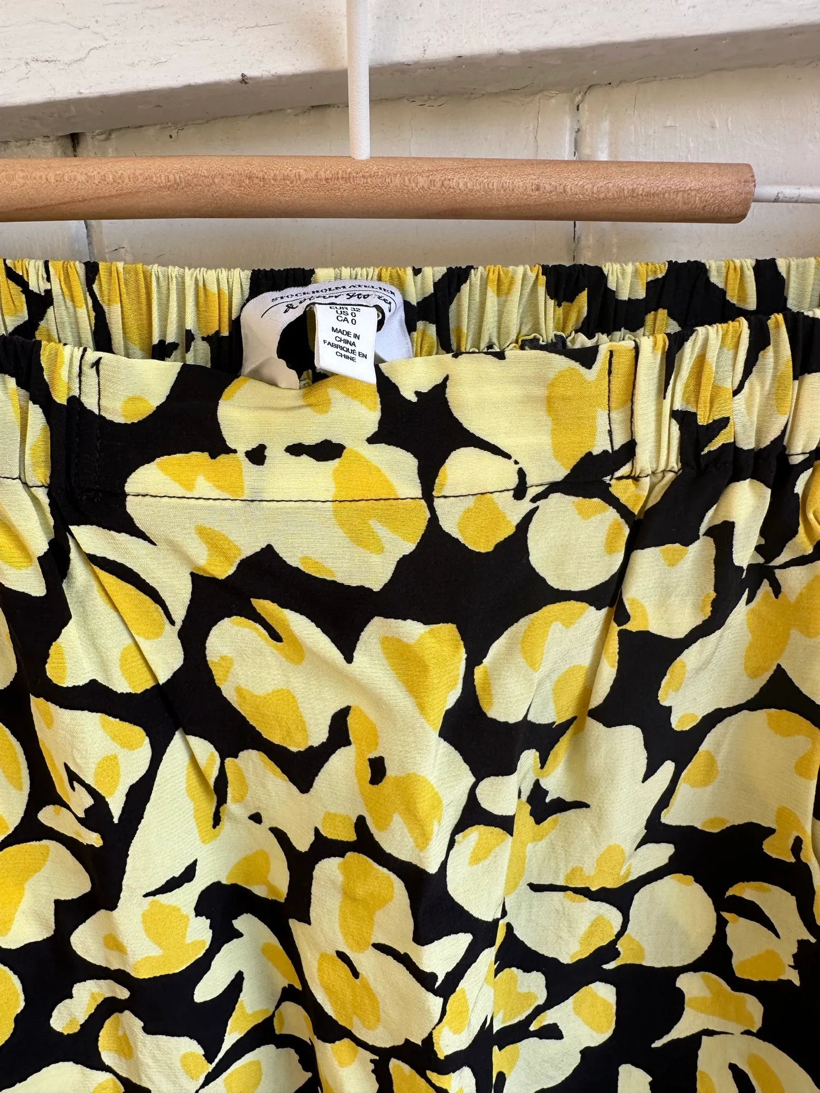 & Other Stories & Other Stories Skirt Size 24" / US 00 / IT 34 - 3 Thumbnail
