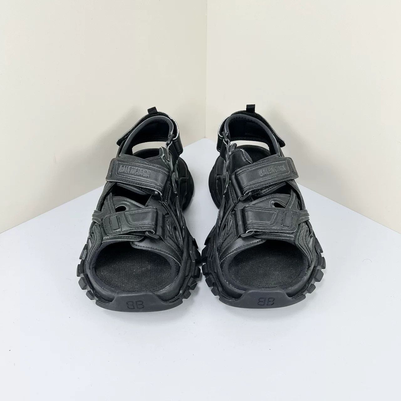 Balenciaga Balenciaga Black Track Sandals Size 35 Size US 5 / IT 35 - 2 Thumbnail