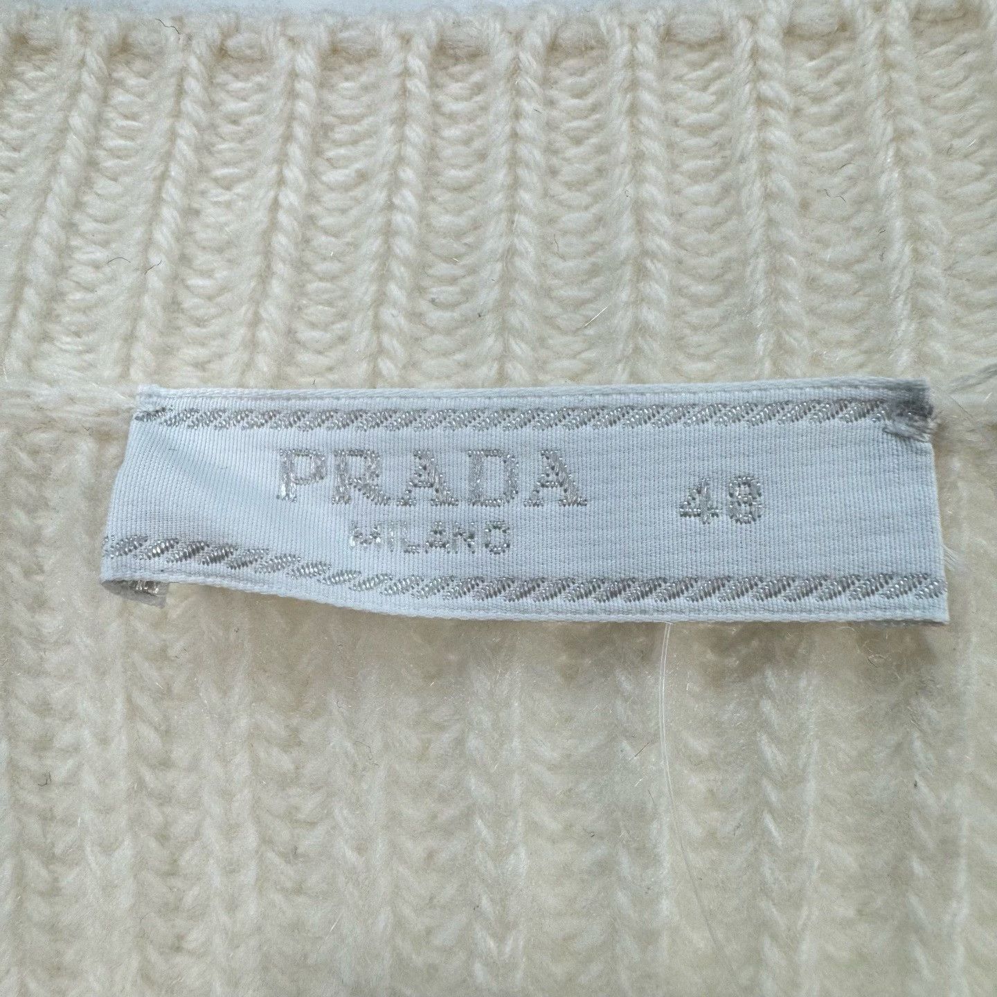 Prada Prada Milano Logo Patch Knit Vest Size M Size US M / EU 48-50 / 2 - 6 Thumbnail