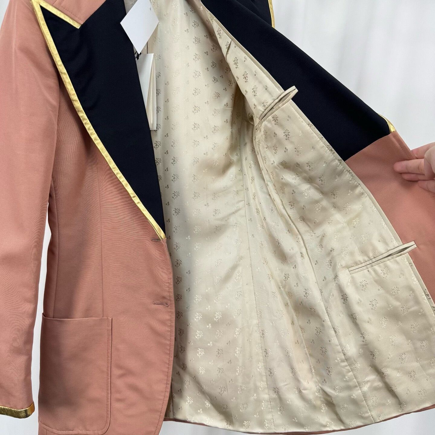 Gucci Gucci Gold Trim Blazer IT 38 Size XS / US 0-2 / IT 36-38 - 6 Thumbnail