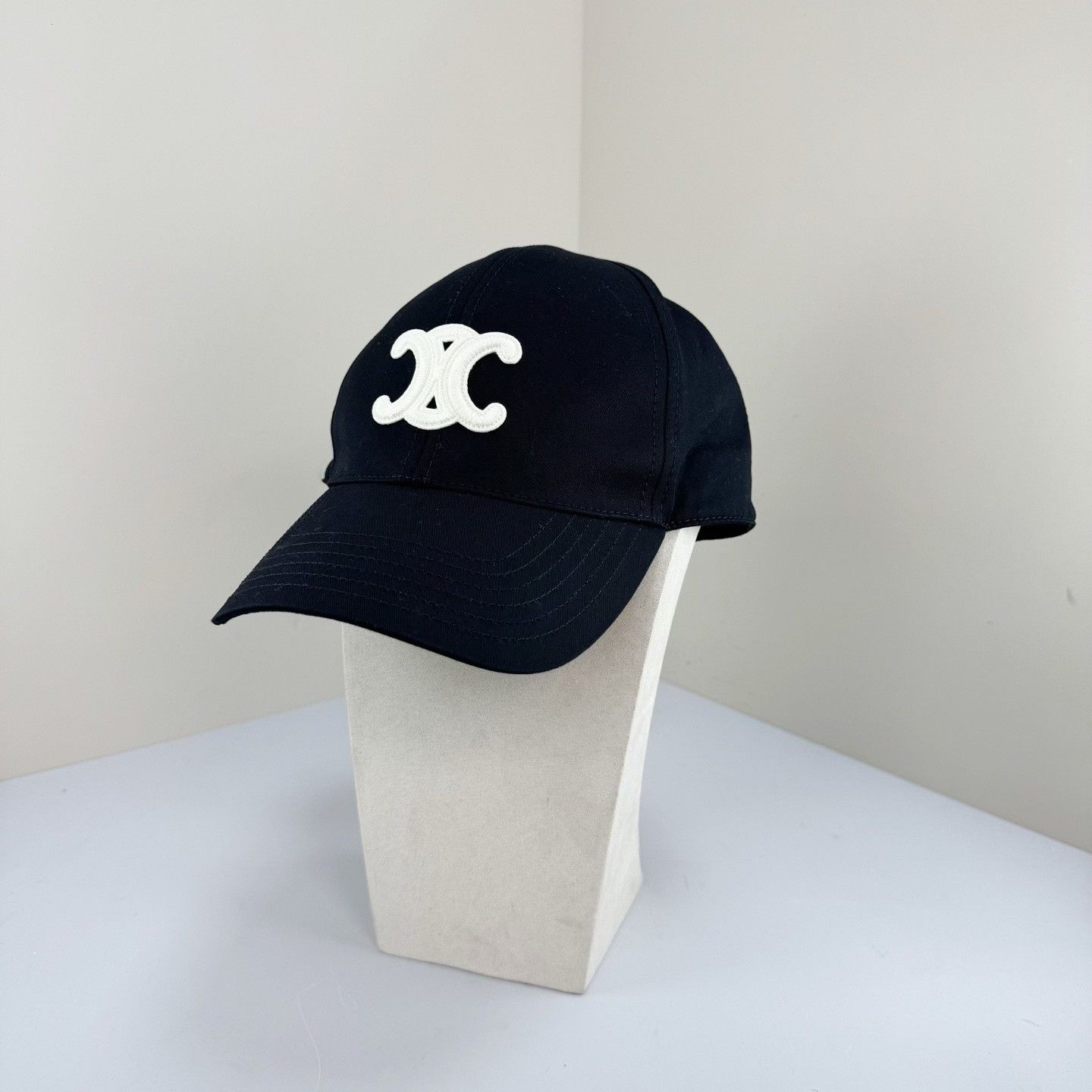 Celine Celine Triomphe Embroidered Baseball Cap Size M Size ONE SIZE - 6 Thumbnail