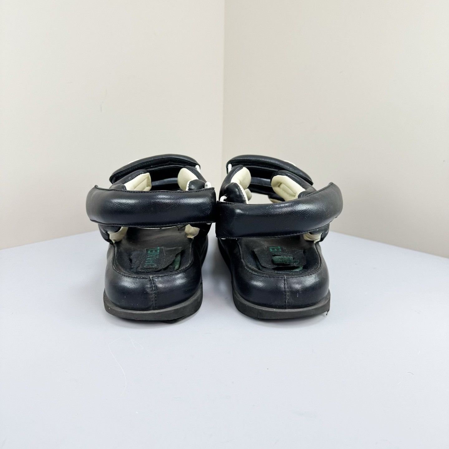 Chanel Chanel Quilted Logo Dad Sandals Size 38.5 Size US 8.5 / IT 38.5 - 4 Thumbnail