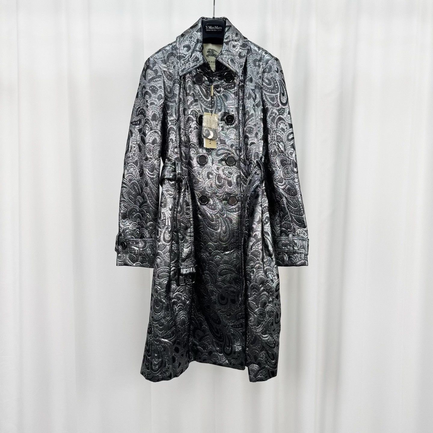 Burberry Burberry Metallic Jacquard Coat Size UK 8 Size S / US 4 / IT 40 - 2 Thumbnail