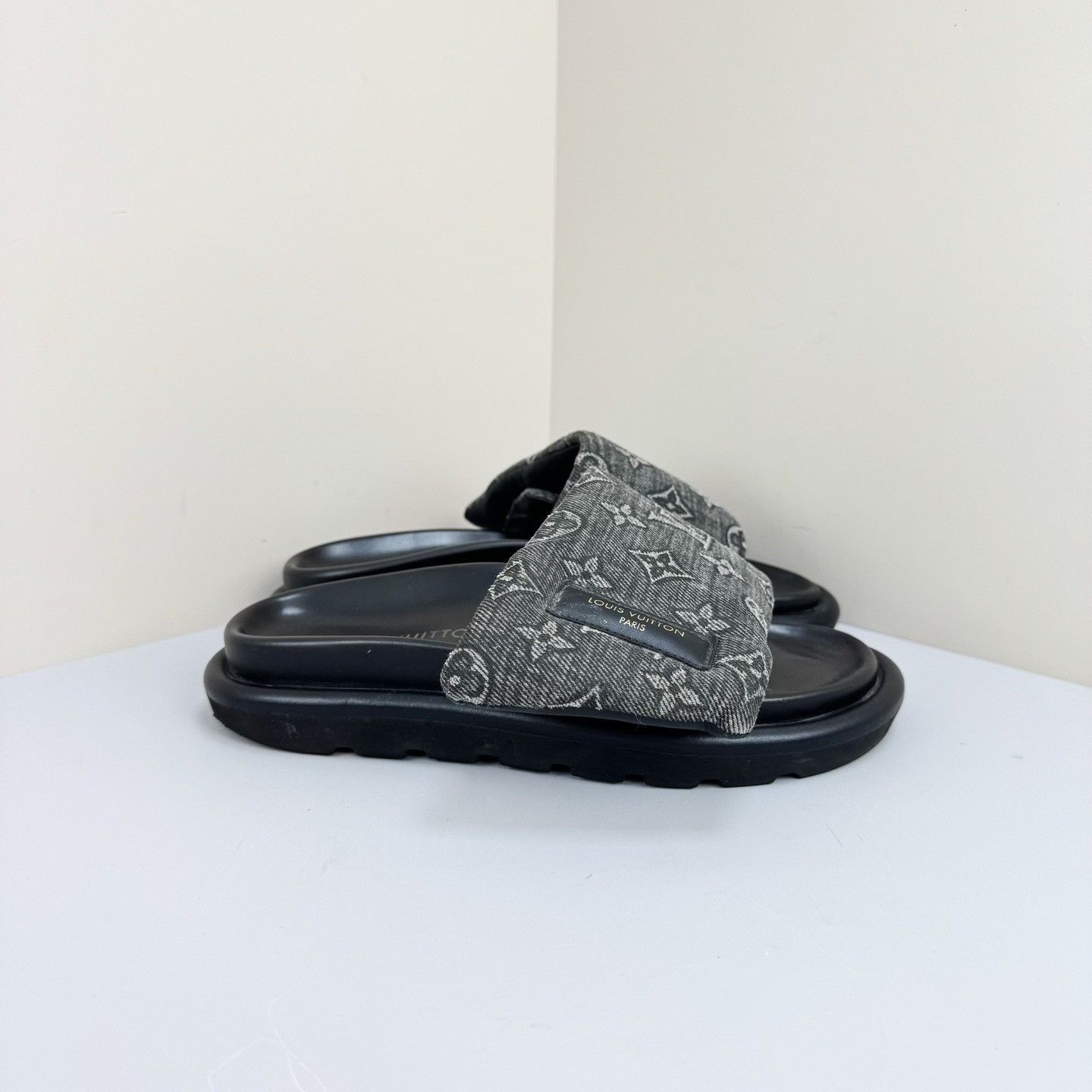 Louis Vuitton Louis Vuitton Monogram Denim Sandals Size 38 Size US 8 / IT 38 - 5 Thumbnail