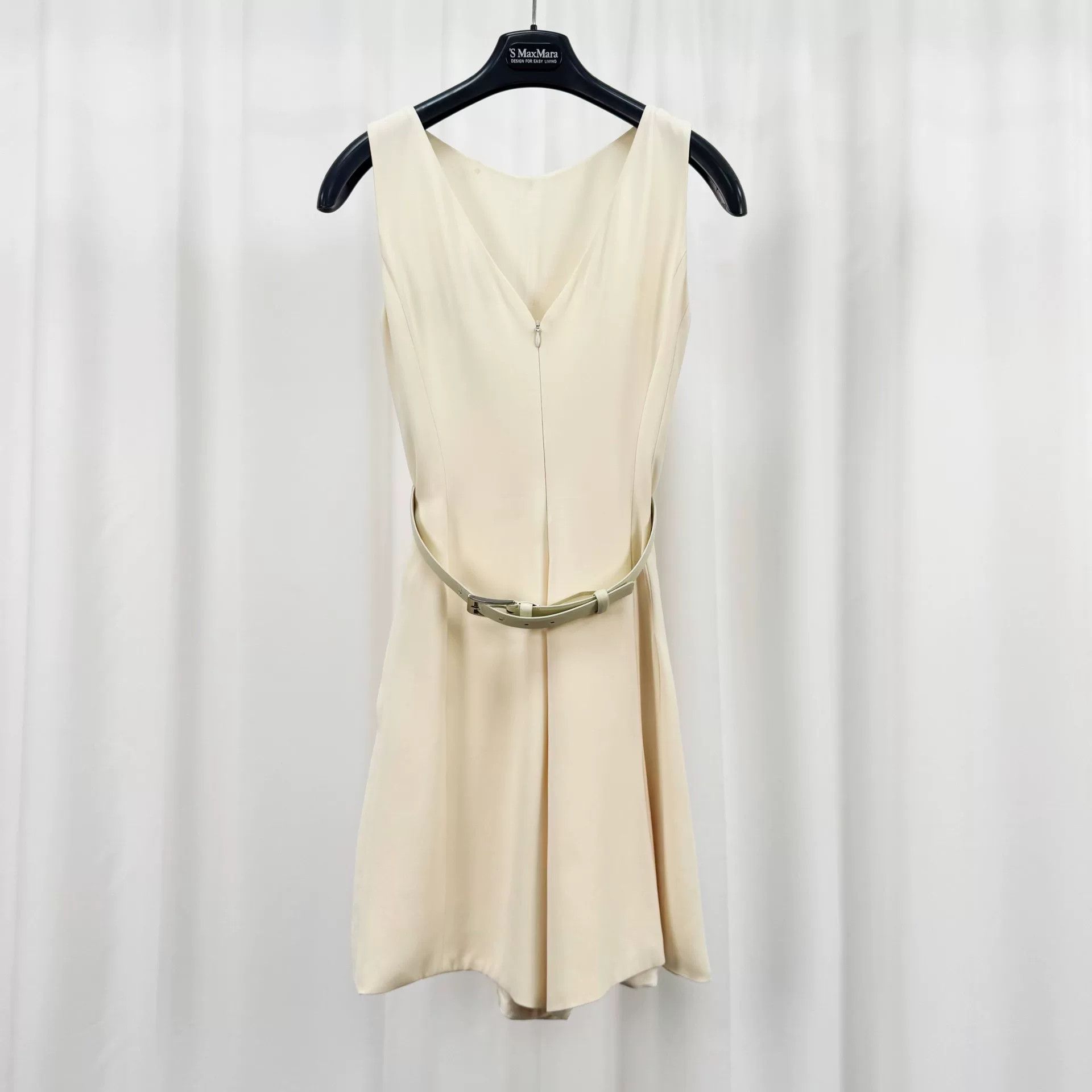 Dior Christian Dior Silk Belted Mini Dress Size FR 34 Size XS / US 0-2 / IT 36-38 - 2 Thumbnail