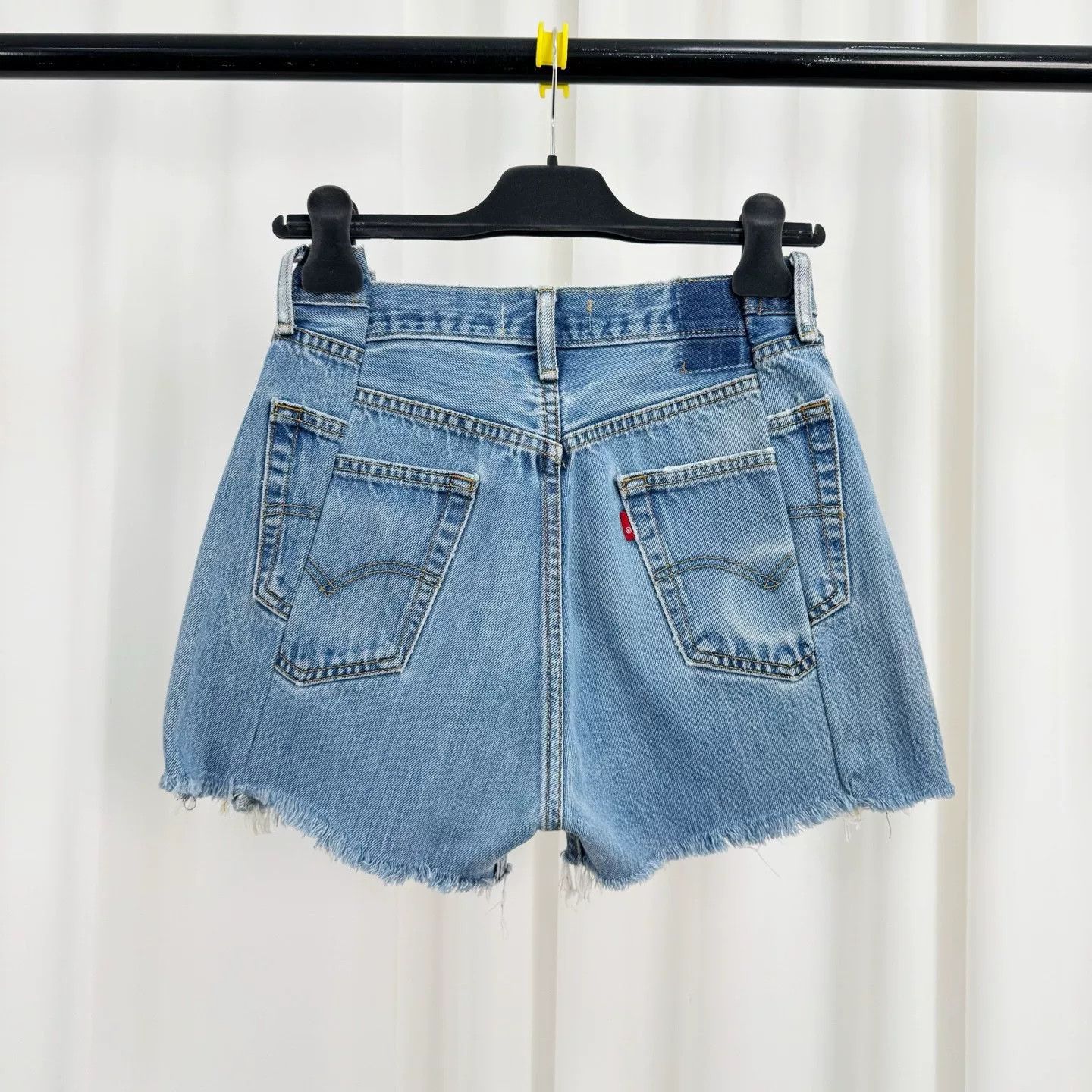EB Denim EB Denim Deconstructed Denim Shorts Size 25 Size 25" / US 0 / IT 36 - 3 Thumbnail