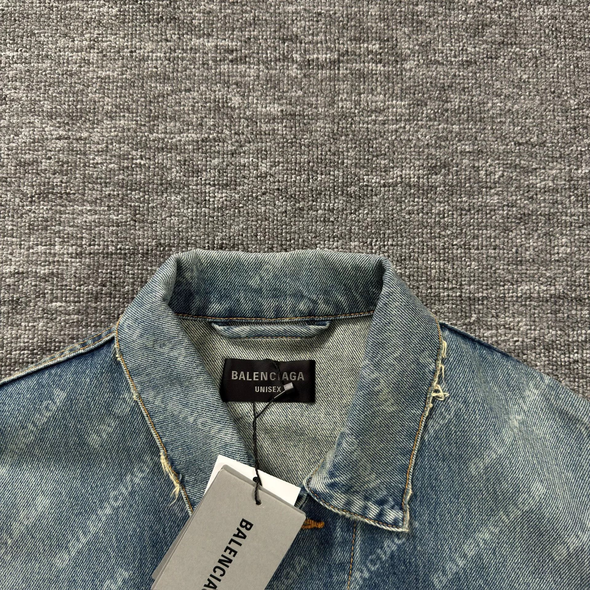 Balenciaga Balenciaga All-over Logo Denim Jacket US XS Size US XS / EU 42 / 0 - 3 Thumbnail
