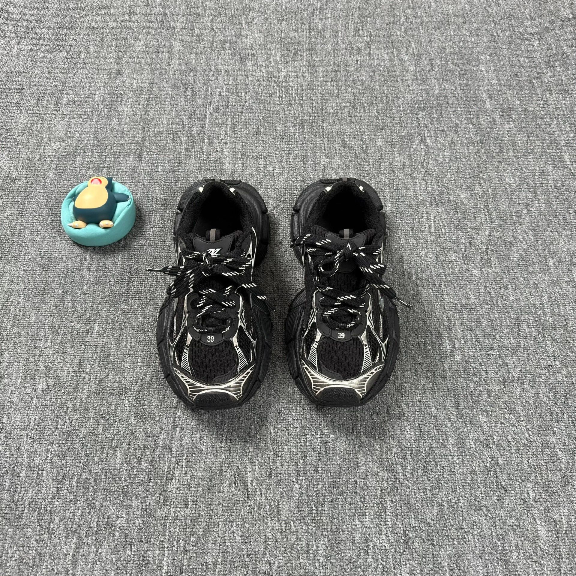 Balenciaga Balenciaga 3XL Sneakers Black Silver Size 6 Size US 6 / EU 39 - 3 Thumbnail