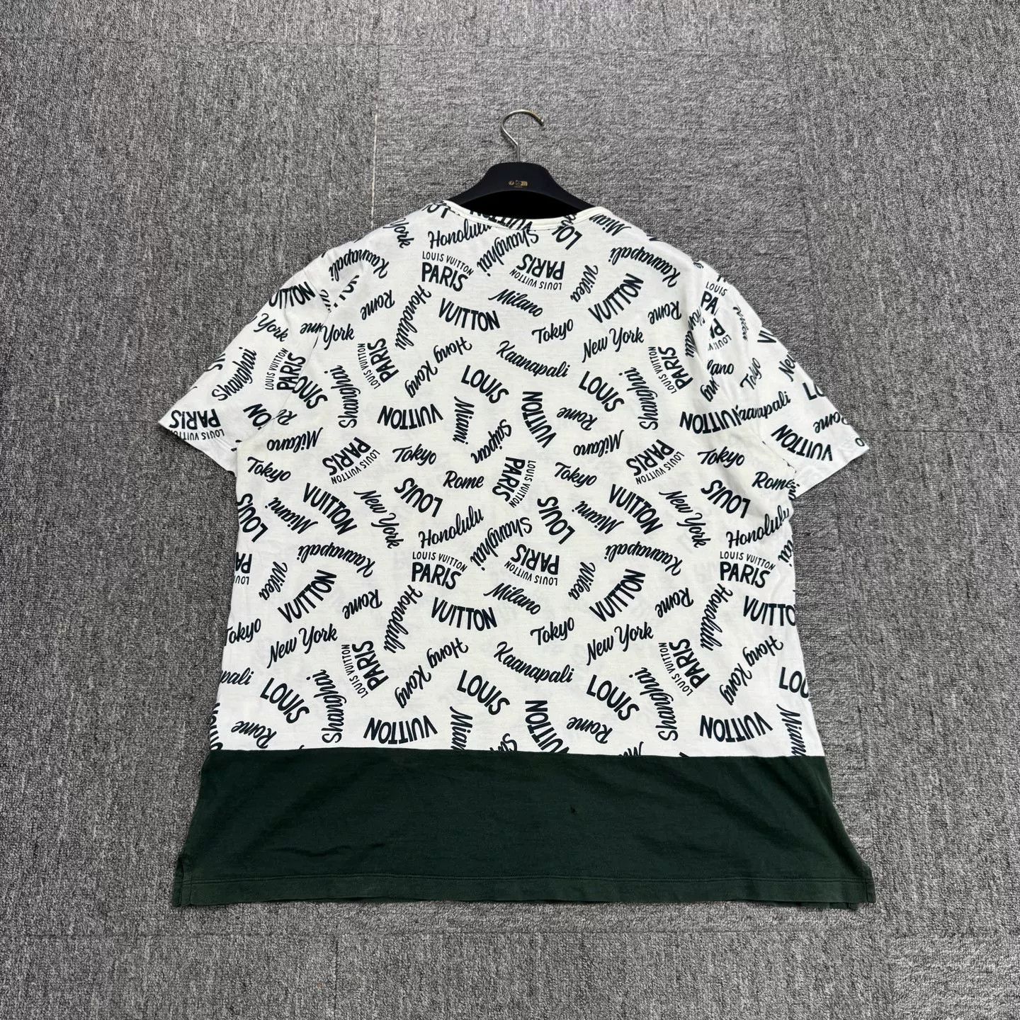 Louis Vuitton Louis Vuitton City Print T-Shirt XL Size US XL / EU 56 / 4 - 9 Thumbnail