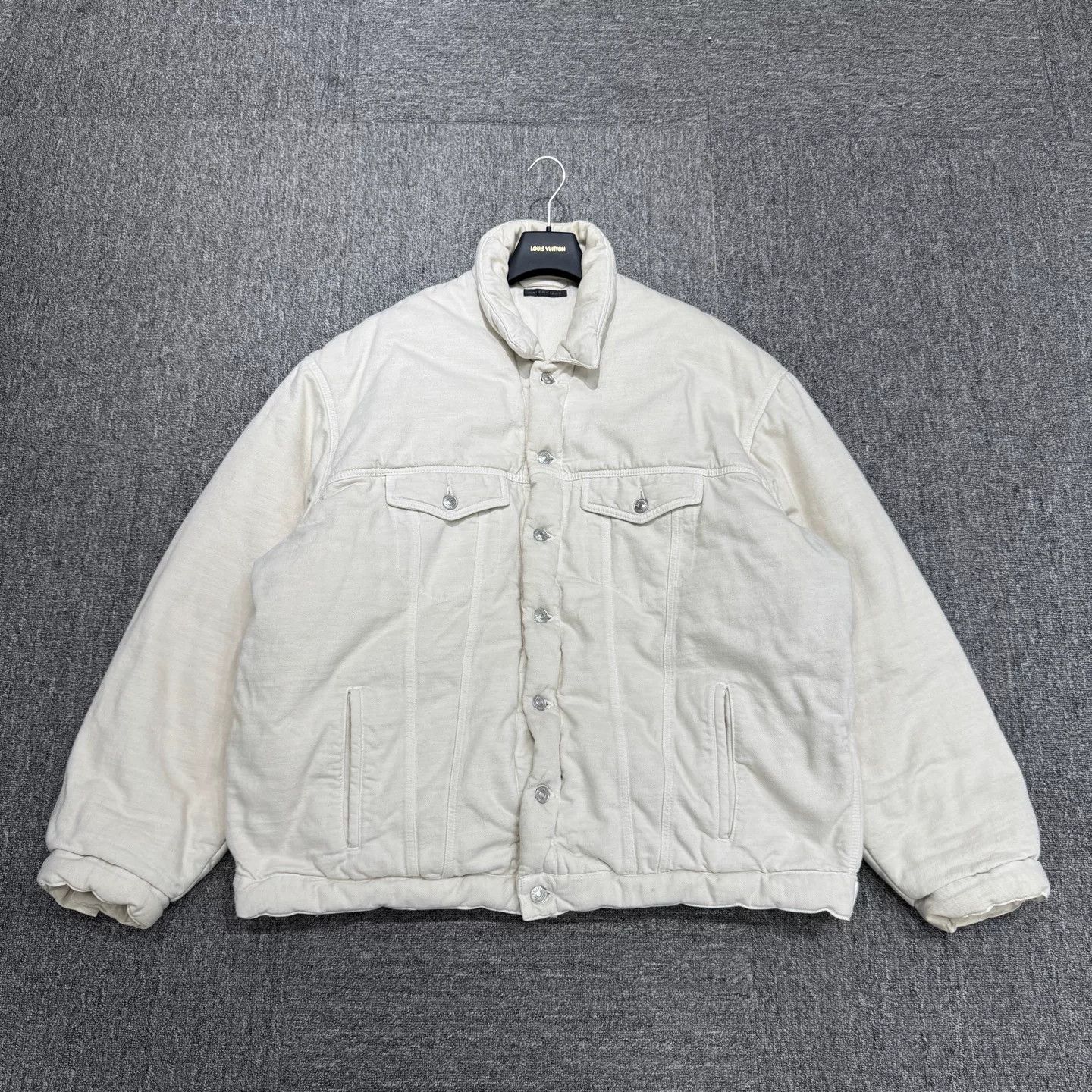 Balenciaga Balenciaga Distressed Denim Jacket Size 44 Size US S / EU 44-46 / 1 - 2 Thumbnail