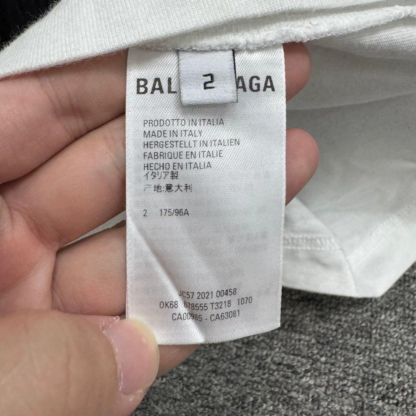 Balenciaga Balenciaga Layered V-Neck Knit Sweater Size M Size US M / EU 48-50 / 2 - 4 Thumbnail