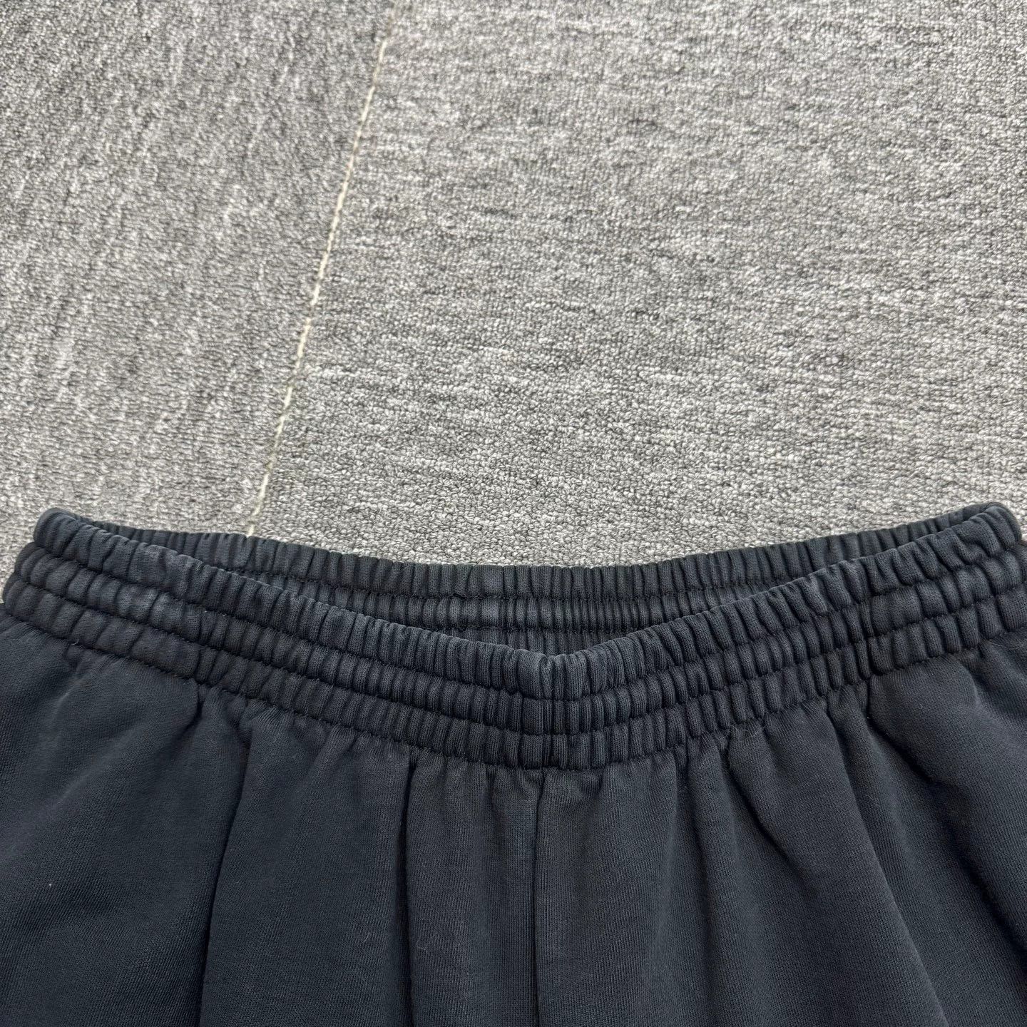 Balenciaga Balenciaga Embroidered Logo Shorts Size XS Size US 28 / EU 44 - 3 Thumbnail