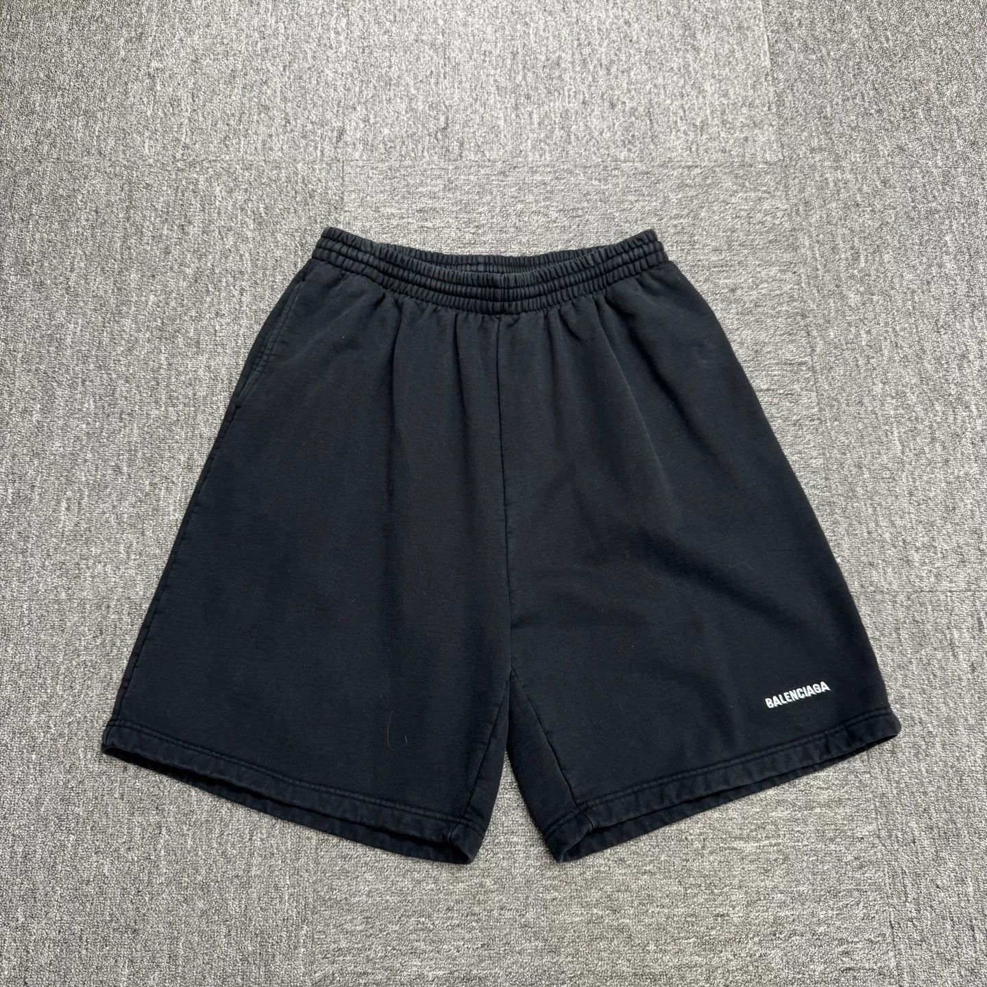 Balenciaga Balenciaga Embroidered Logo Shorts Size XS Size US 28 / EU 44 - 2 Thumbnail