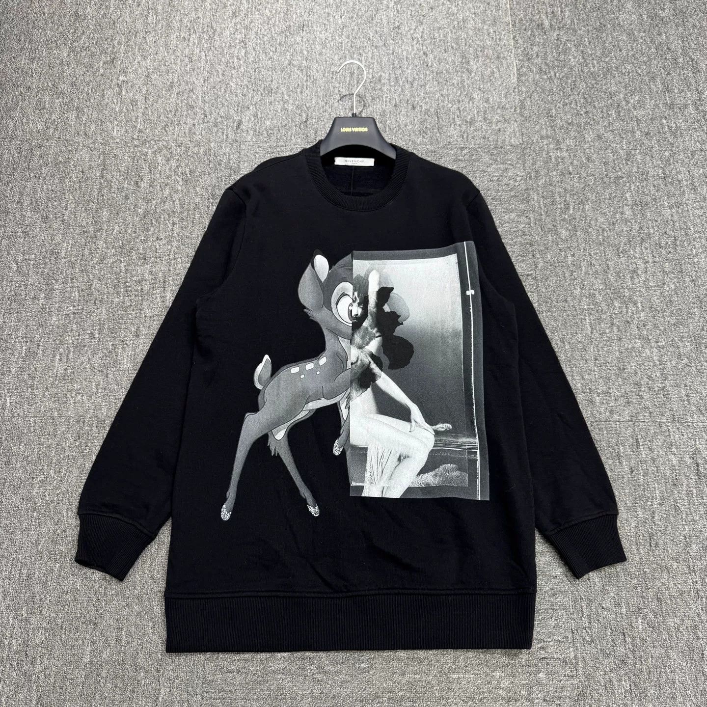 Givenchy Givenchy Bambi Print Sweatshirt Size S Size US S / EU 44-46 / 1 - 2 Thumbnail