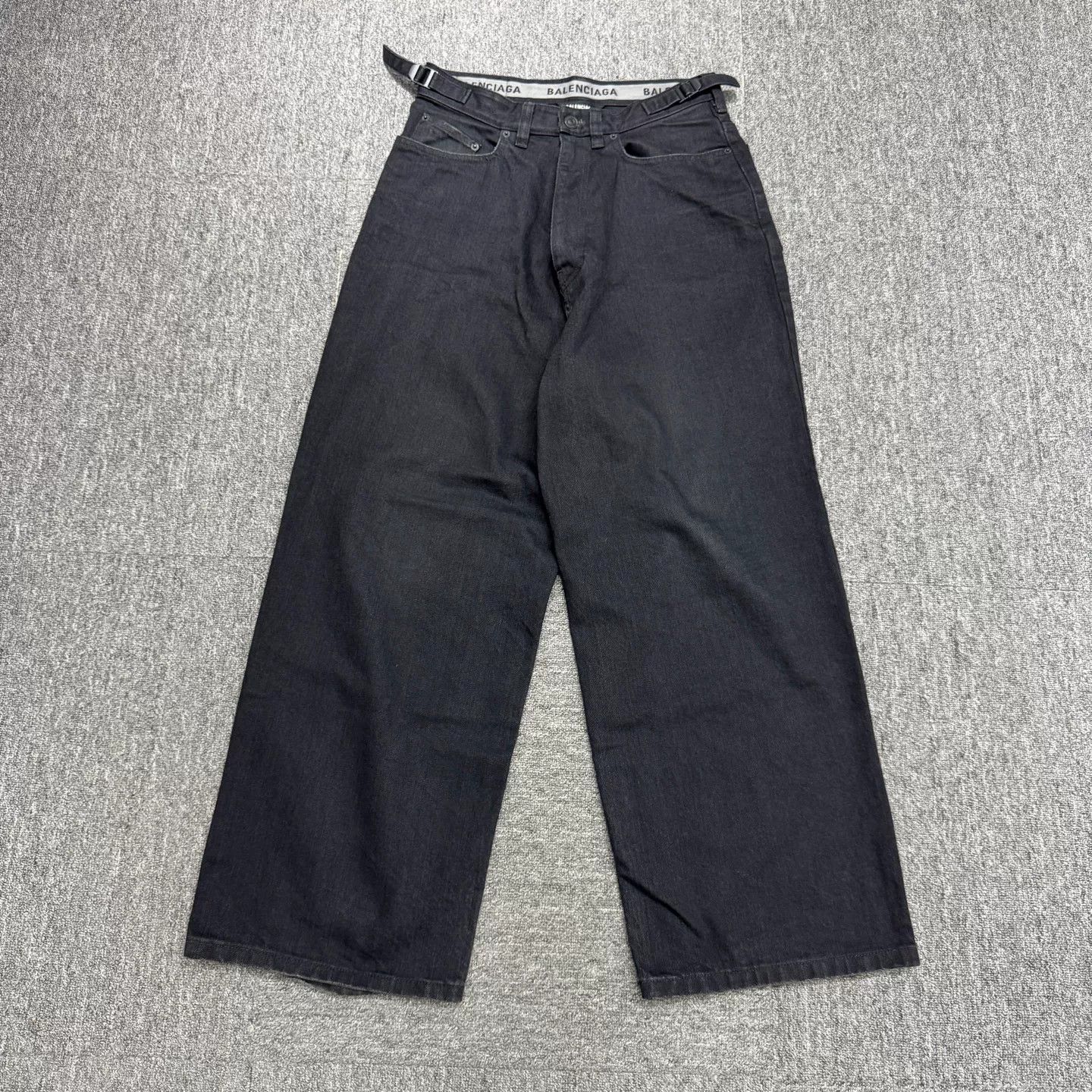 Balenciaga Balenciaga Distressed Denim Jeans XS Size US 28 / EU 44 - 2 Thumbnail
