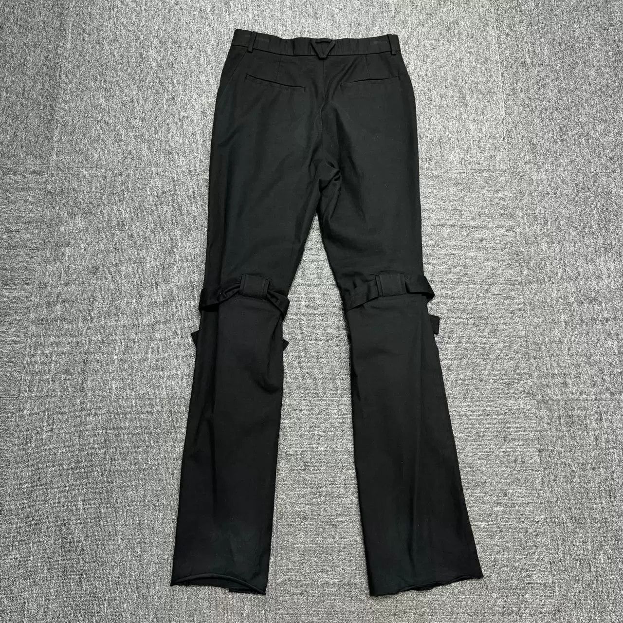 Bottega Veneta Bottega Veneta Strap Detail Casual Pants Size 46 Size US 30 / EU 46 - 5 Thumbnail