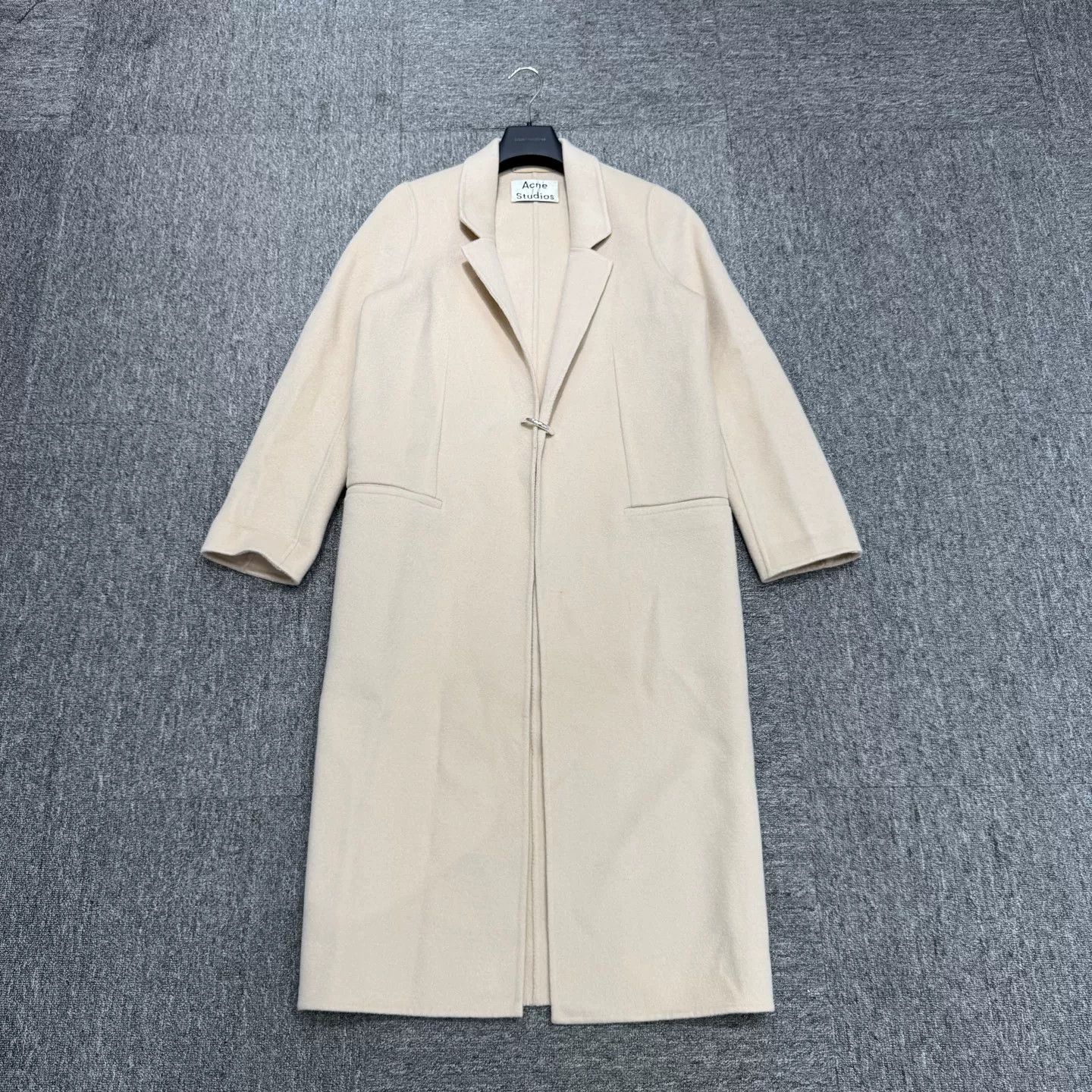 Acne Studios Acne Studios Wool Cashmere Coat Size 34 Size XS / US 0-2 / IT 36-38 - 2 Thumbnail