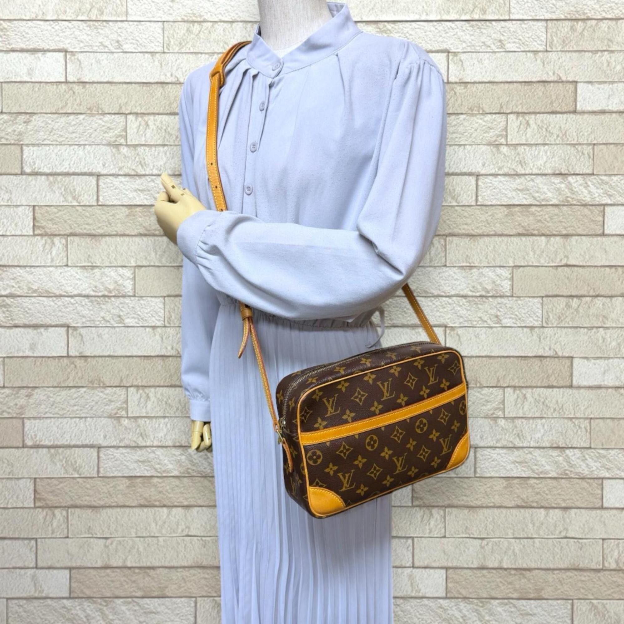 Louis Vuitton Louis Vuitton Trocadero 27 Monogram Shoulder Bag, Canvas M51274 Brown, Women's, LOUIS VUITTON, Used Size ONE SIZE - 2 Thumbnail