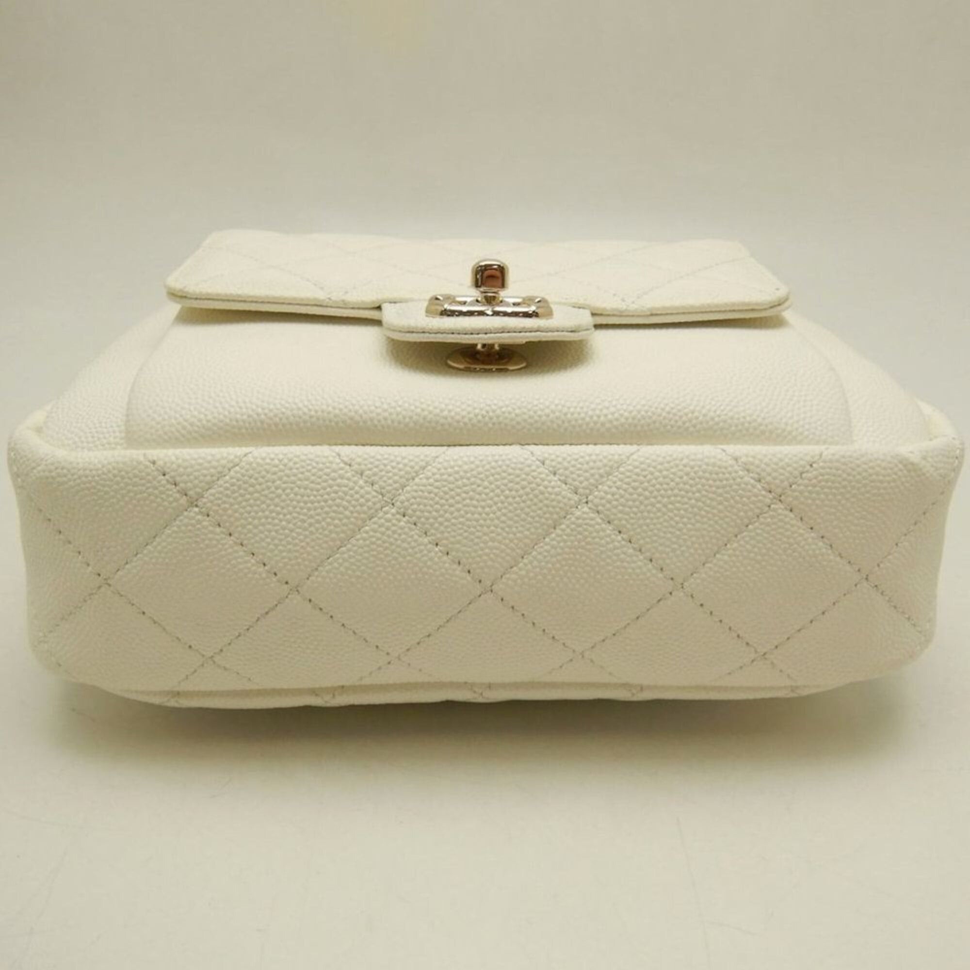 Chanel CHANEL Matelassé Caviar Skin Shoulder Bag, White, Women's, 253826 Size ONE SIZE - 7 Thumbnail