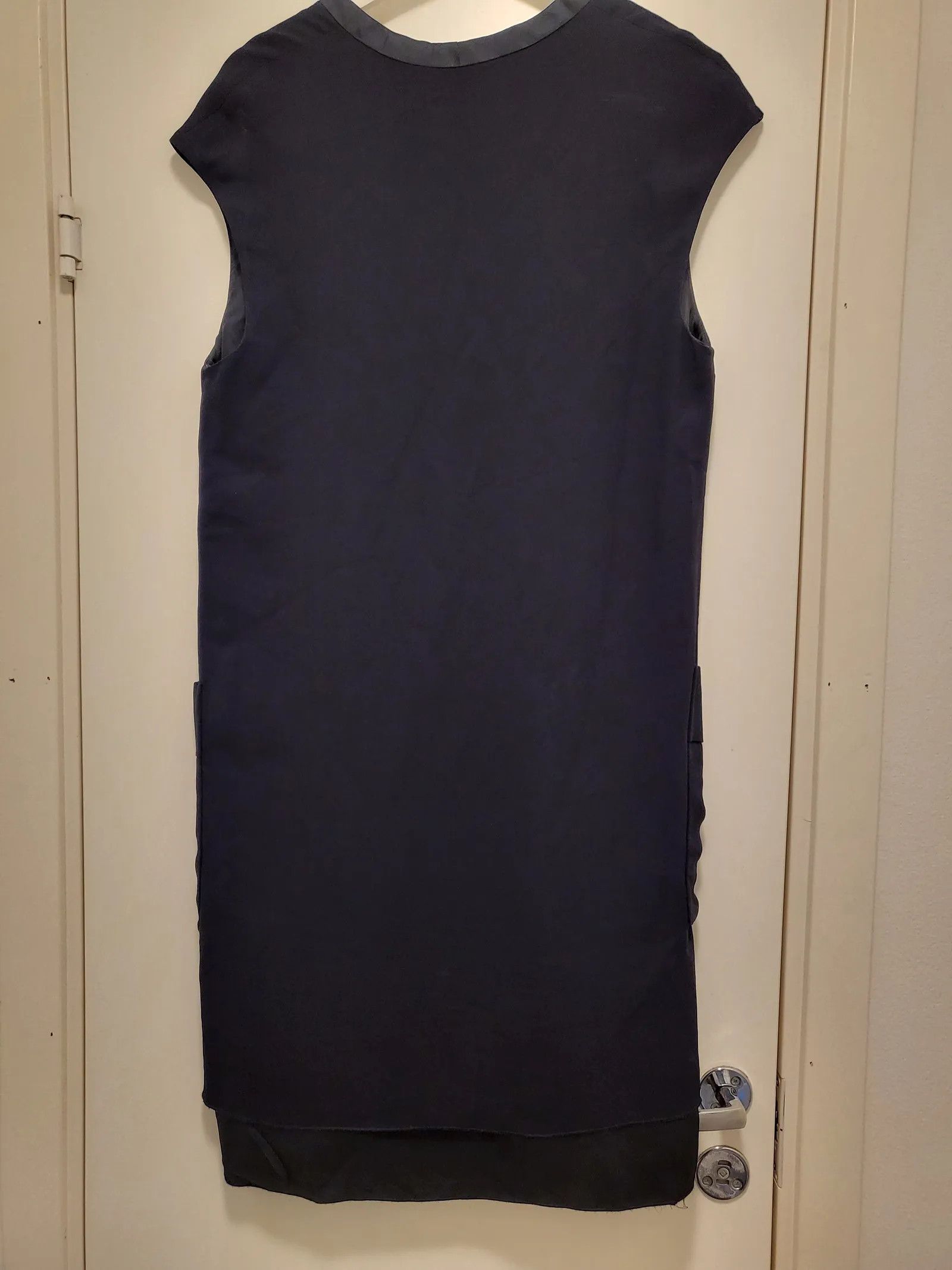 Acne Studios Acne Studios Palmer Crepe Dress Size S / US 4 / IT 40 - 4 Thumbnail