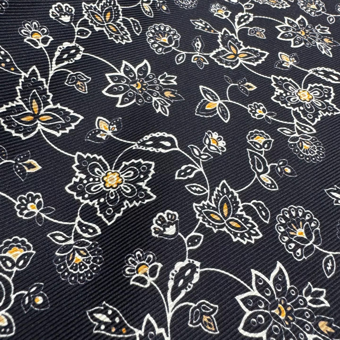 Kiton Kiton Floral Silk Button Up Shirt Size M Size US M / EU 48-50 / 2 - 7 Thumbnail