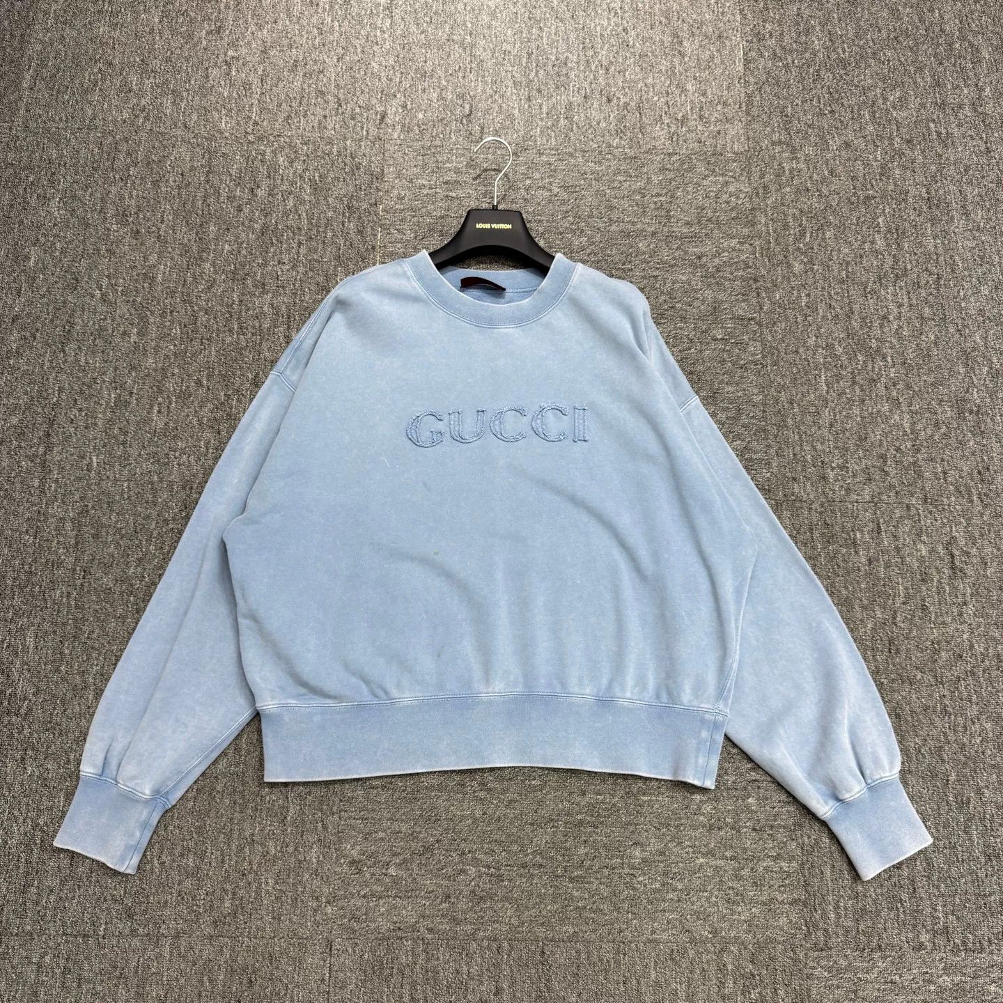 Gucci Gucci Embroidered Logo Sweatshirt Size M Size US M / EU 48-50 / 2 - 2 Thumbnail
