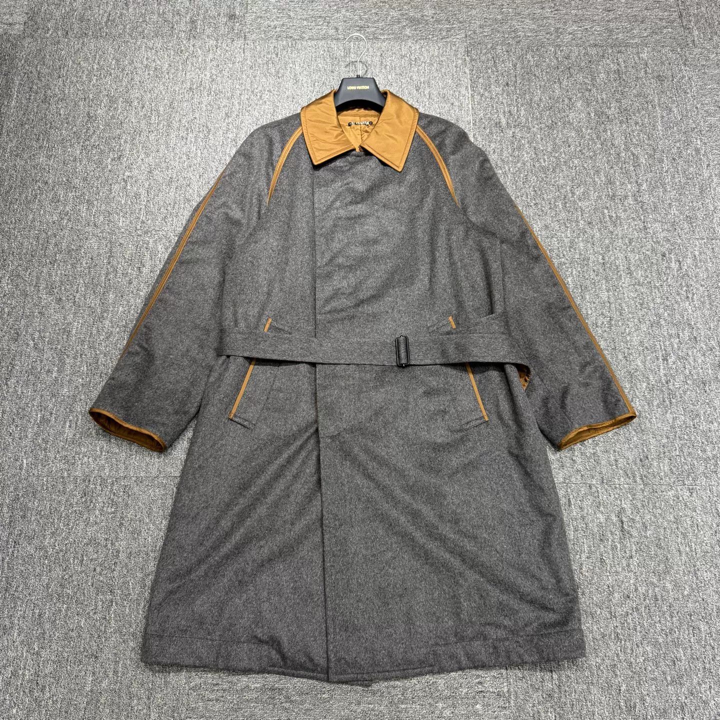 Louis Vuitton Louis Vuitton Cashmere Wool Blend Coat Size 50 Size US M / EU 48-50 / 2 - 2 Thumbnail