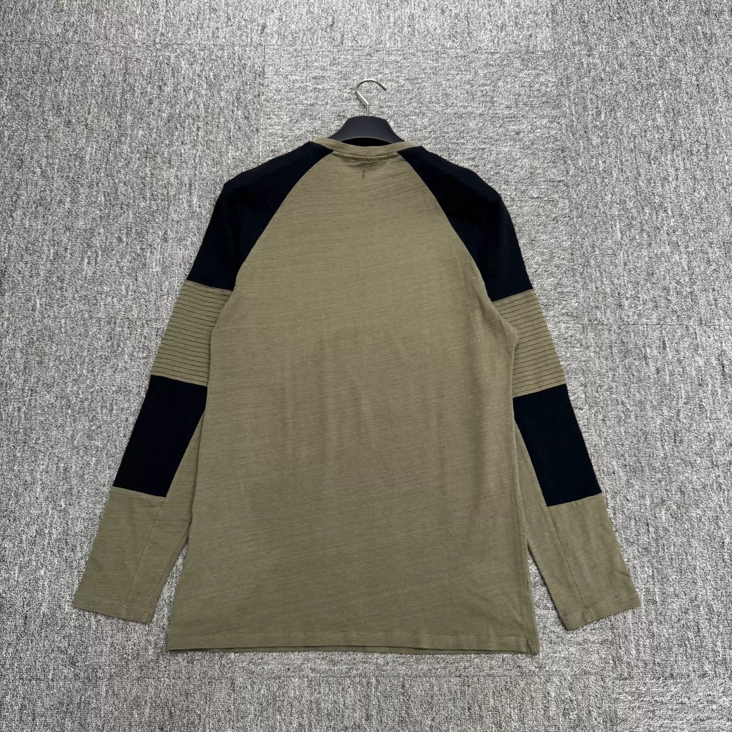 Neil Barrett Neil Barrett Colorblock Long Sleeve T-Shirt Size M Size US M / EU 48-50 / 2 - 6 Thumbnail