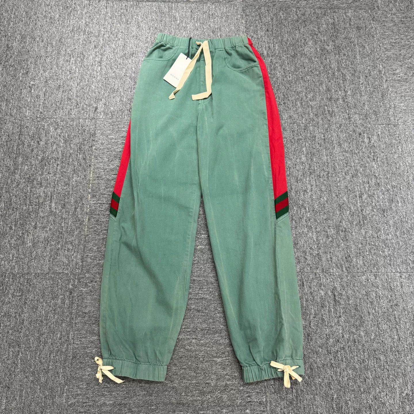 Gucci Gucci Striped Jogger Pants Size 44 Size US 28 / EU 44 - 2 Thumbnail