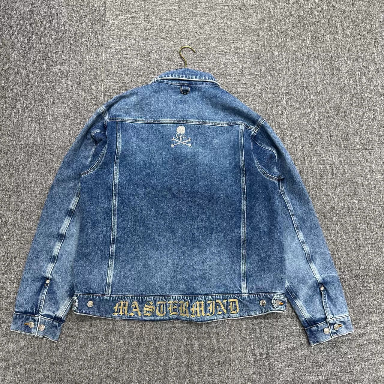 Mastermind Japan Mastermind Japan Skull Logo Denim Jacket Size M Size US M / EU 48-50 / 2 - 7 Thumbnail