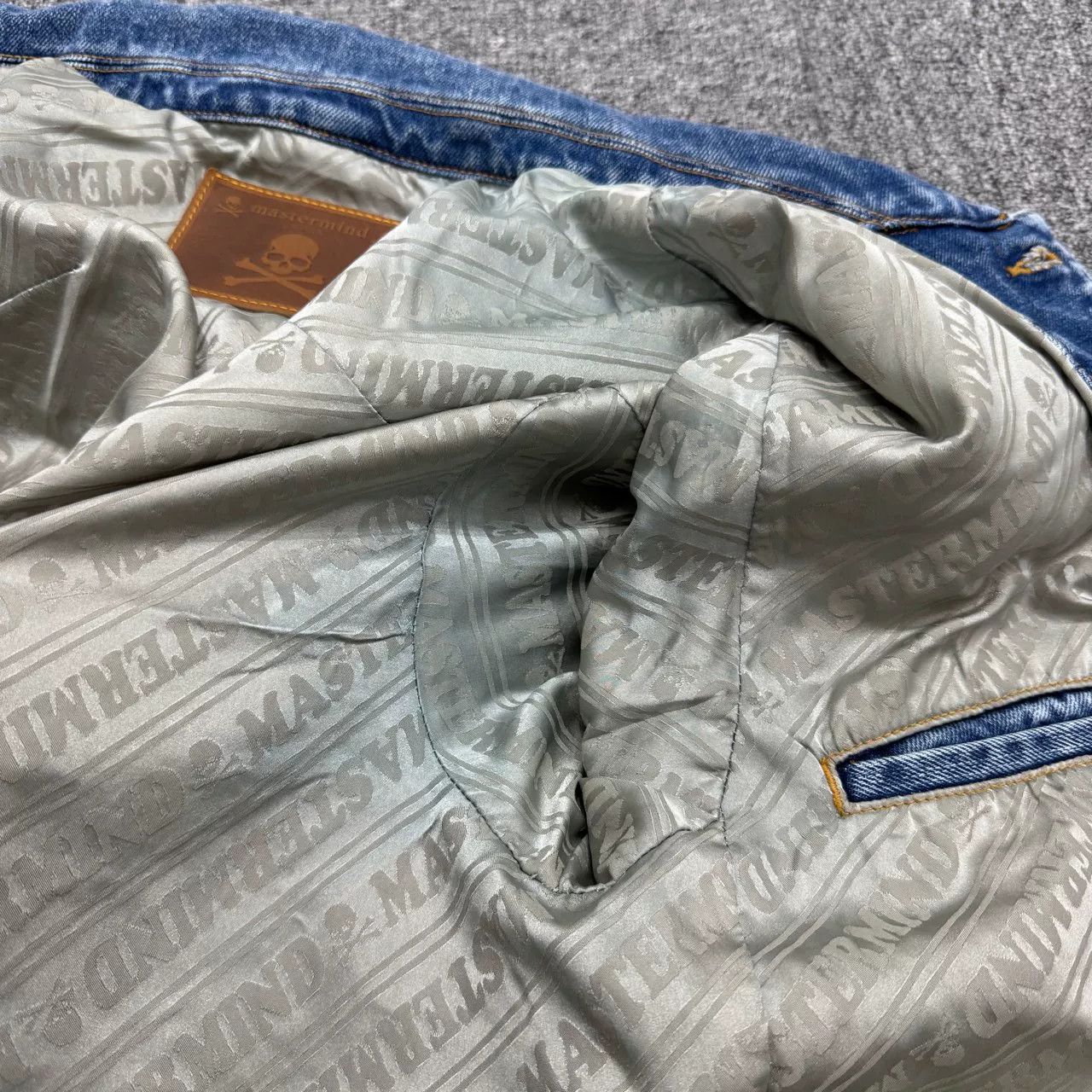 Mastermind Japan Mastermind Japan Skull Logo Denim Jacket Size M Size US M / EU 48-50 / 2 - 4 Thumbnail