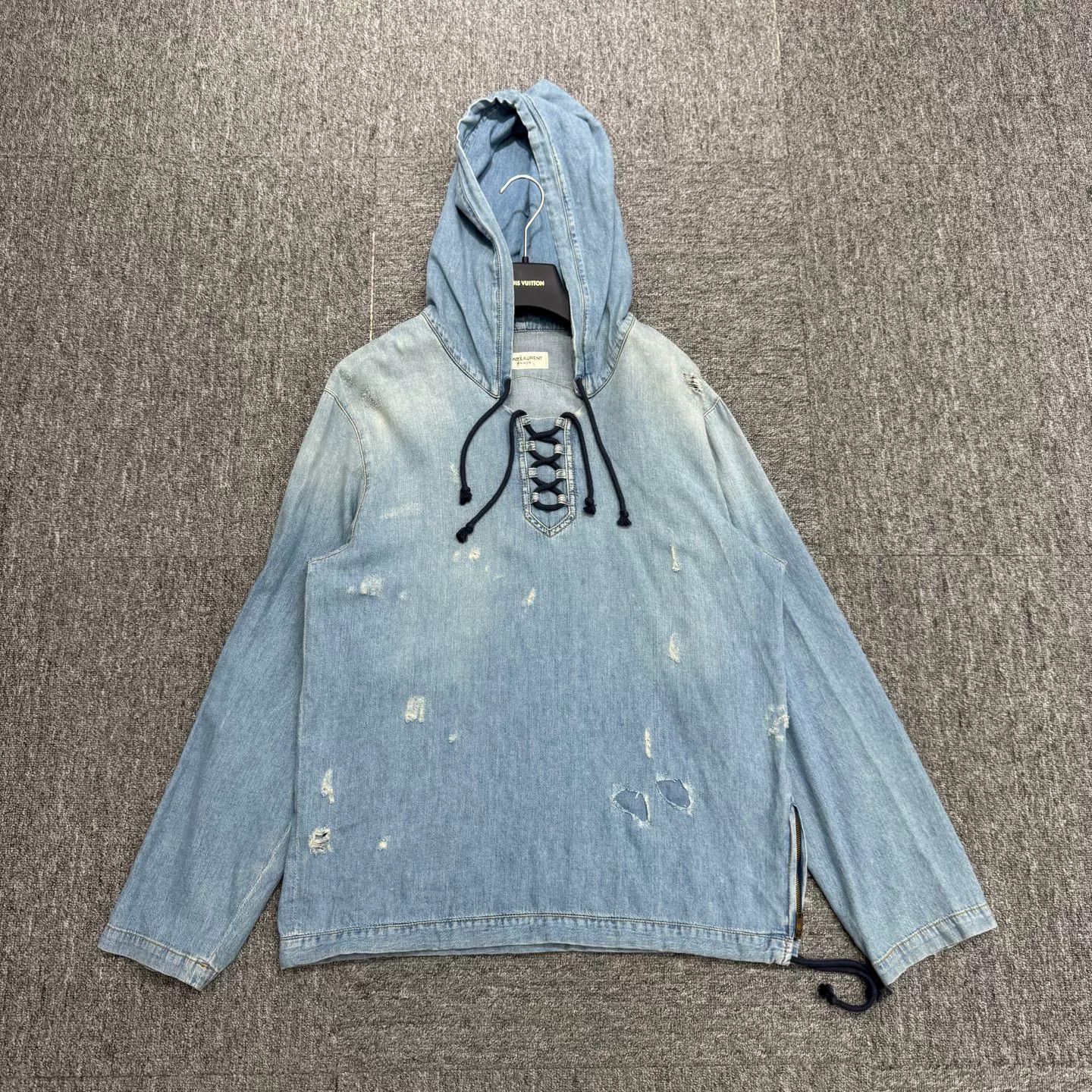 Saint Laurent Paris Saint Laurent Distressed Denim Hoodie Size M Size US M / EU 48-50 / 2 - 2 Thumbnail