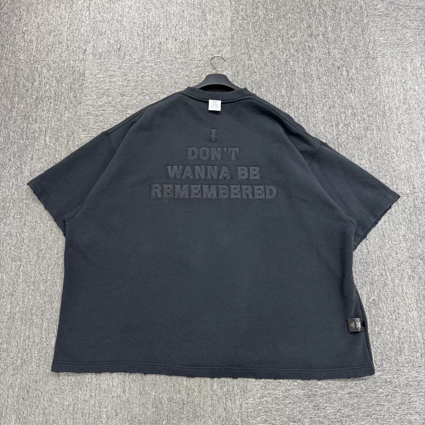 Vetements Vetements I Don't Wanna Be Remembered Sweatshirt Size M Size US M / EU 48-50 / 2 - 6 Thumbnail