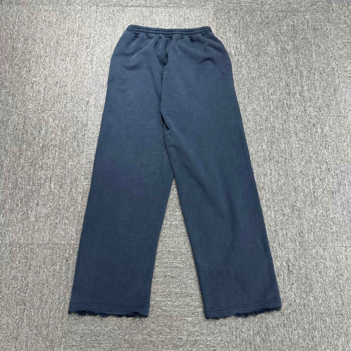 Balenciaga Balenciaga Luxury Embroidery Sweatpants Size S Size US 30 / EU 46 - 6 Thumbnail